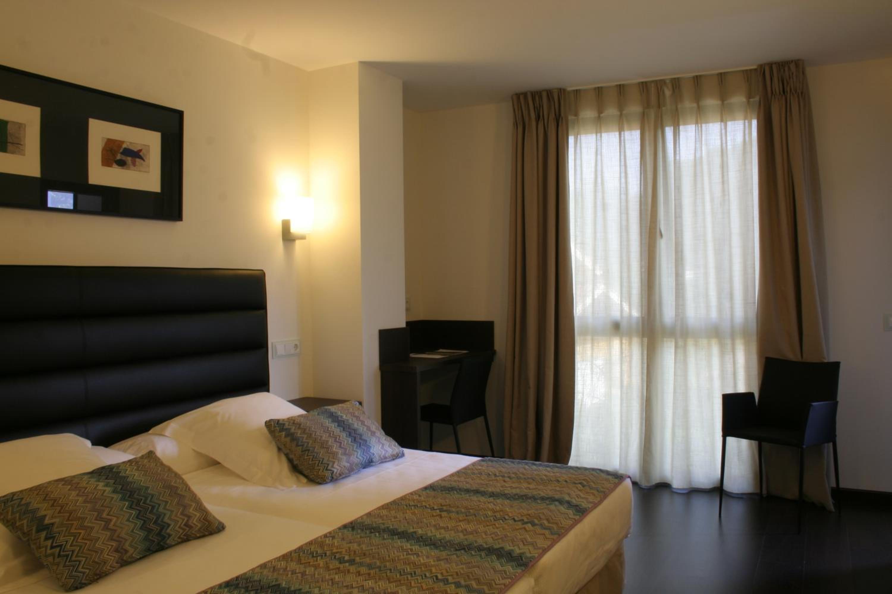 Habitación Doble o con Dos Camas