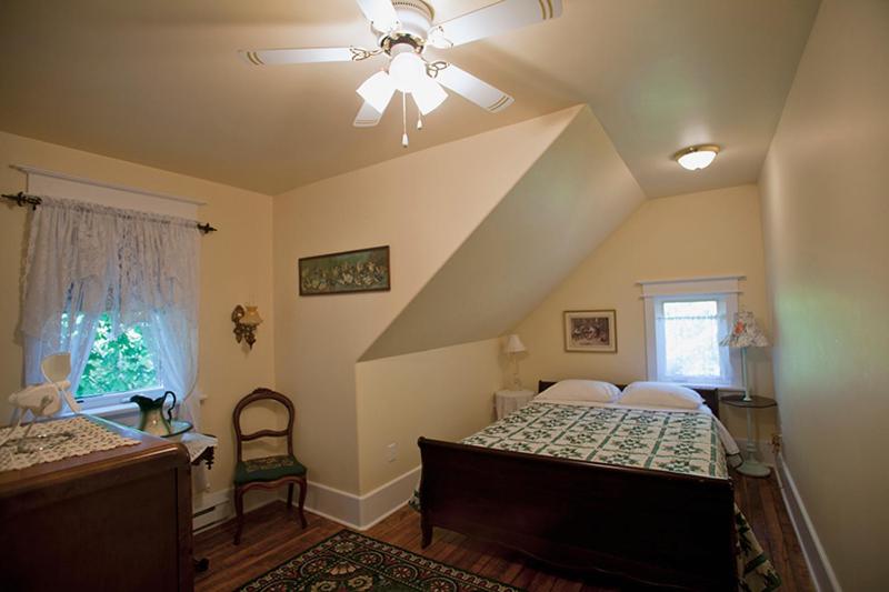 Double Room with Private Bathroom photo 1