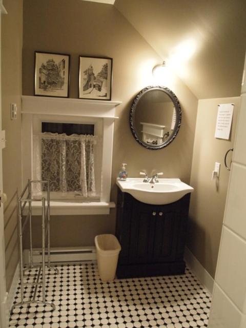 Triple Room with Private Bathroom photo 3