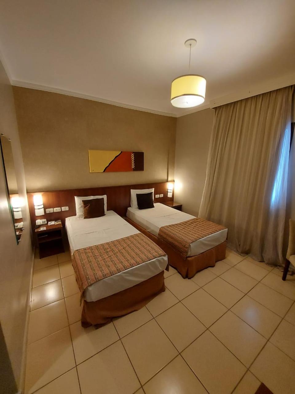 Economy Twin Room photo 2