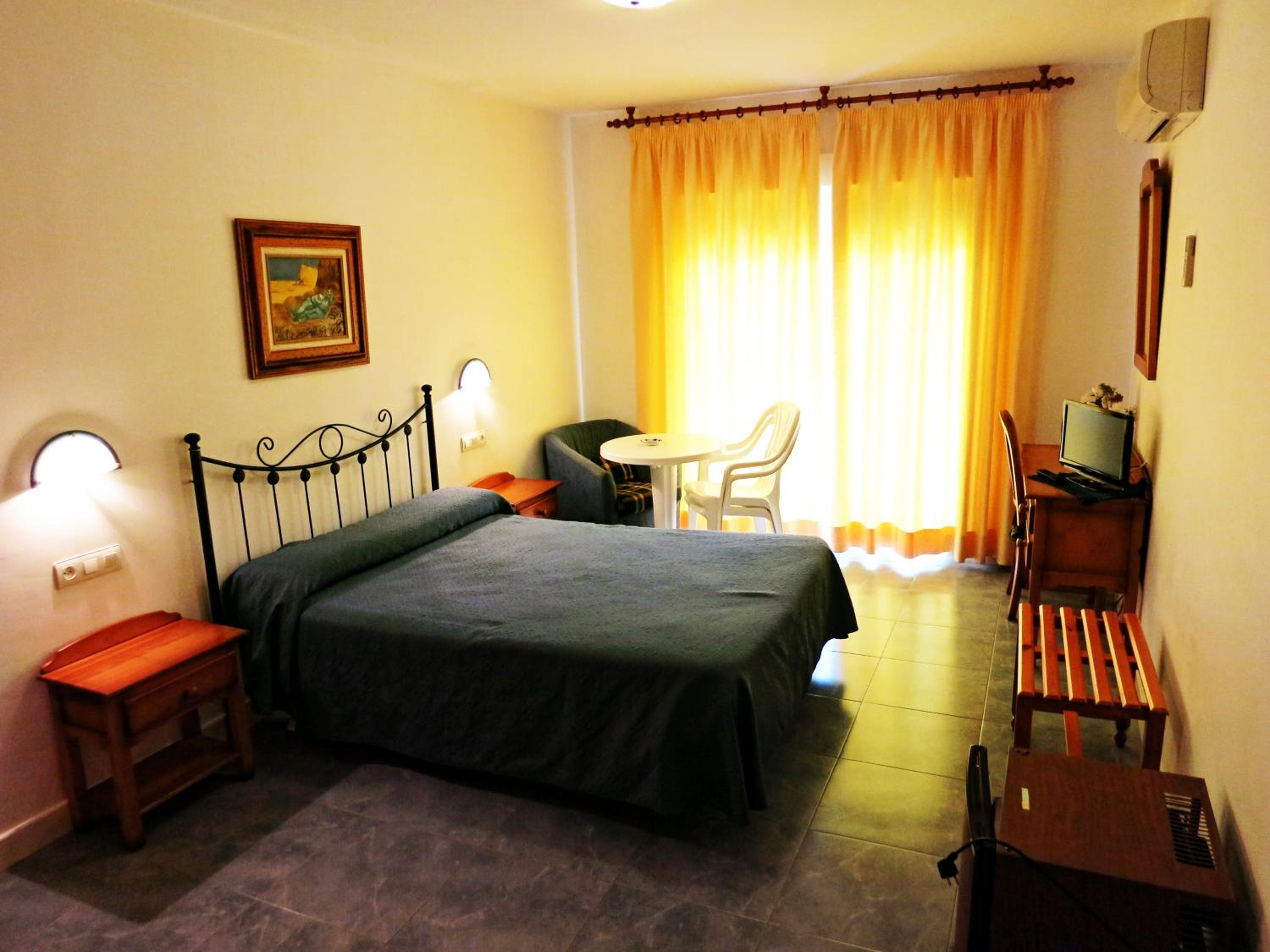 Double or Twin Room photo 2