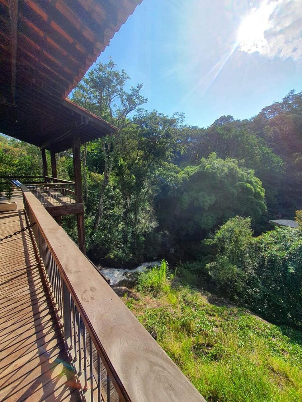 Suite with Mountain View - Photo 5