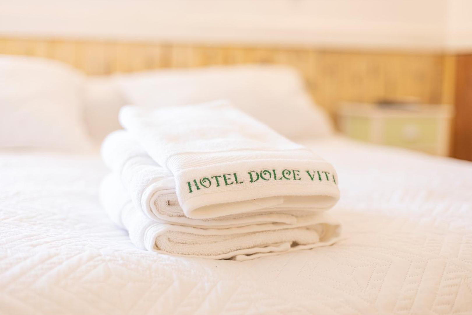 Double or Twin Room with Private Bathroom photo 1
