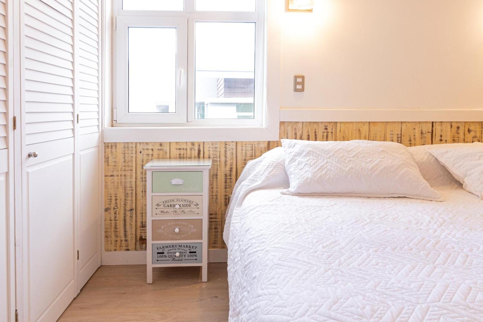 Double or Twin Room with Private Bathroom photo 2