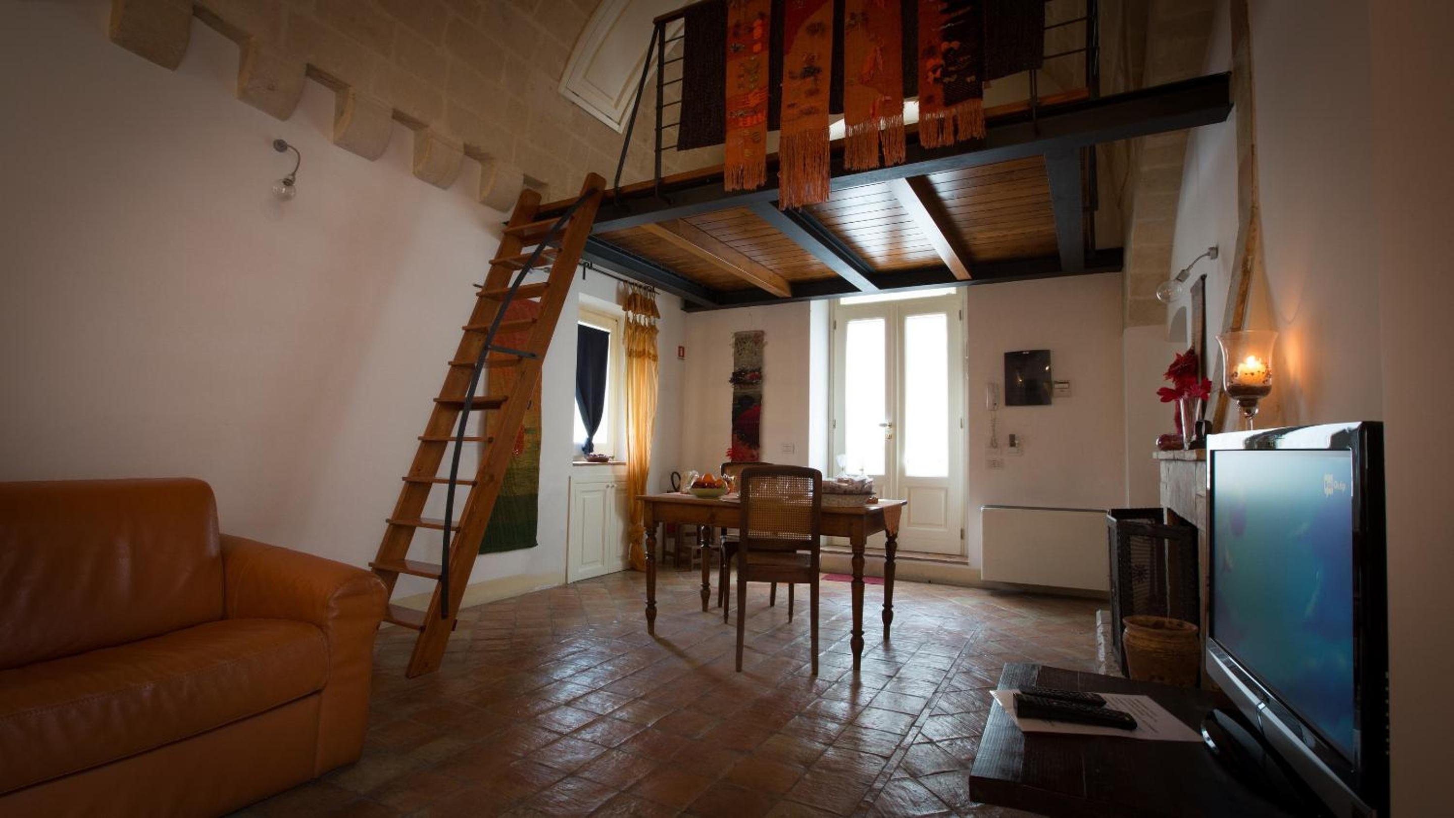 Suite (4 Adults) - Photo 14