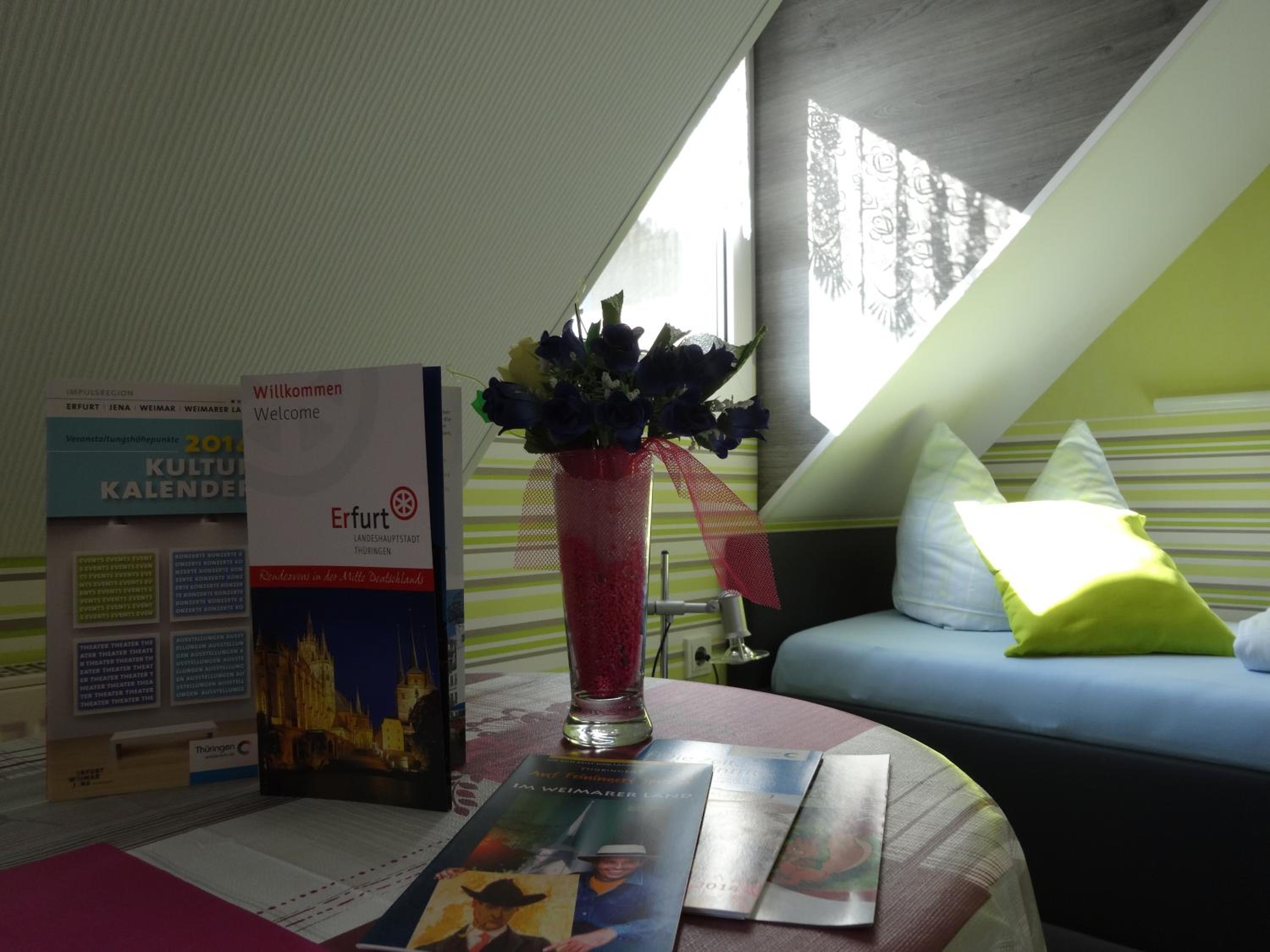 Single Room photo 2