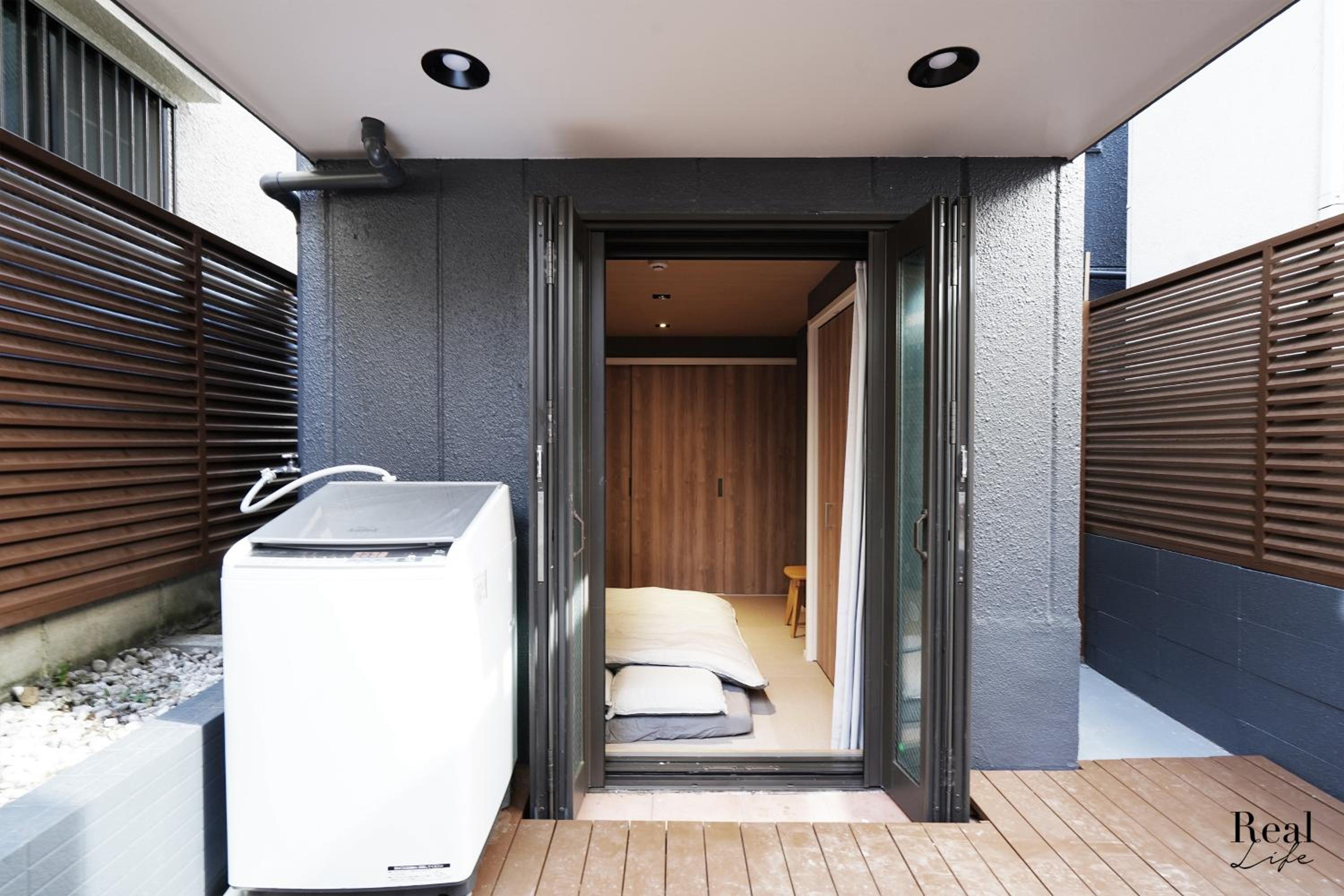 Apartment with Terrace photo 2