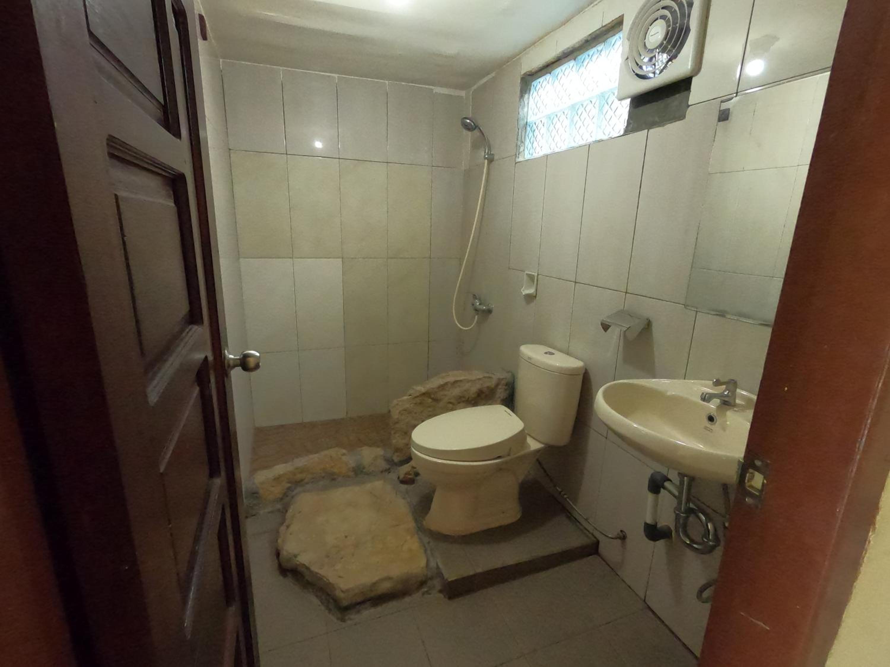 Double Room - Photo 2