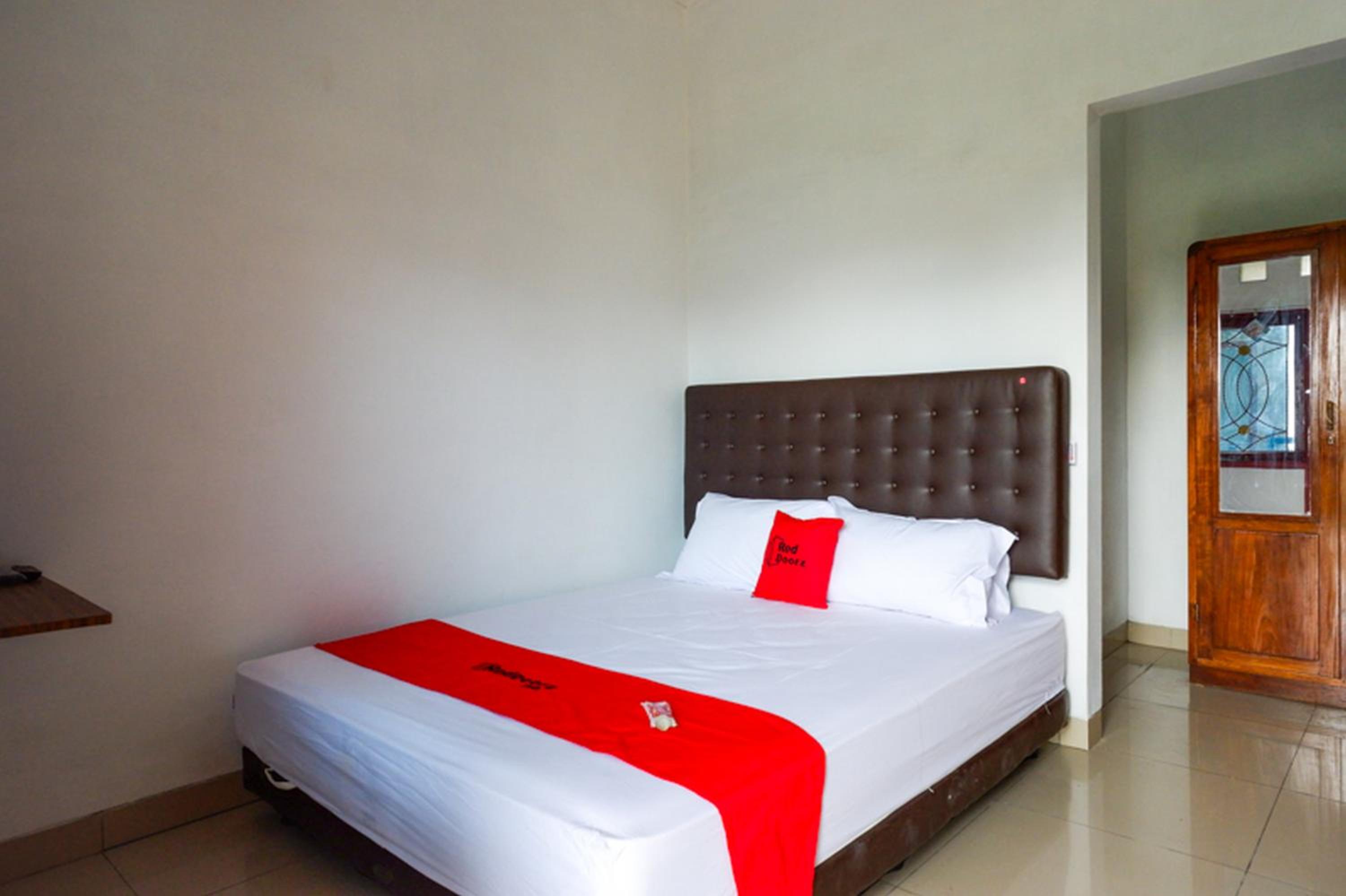 Standard Double Room - Photo 1