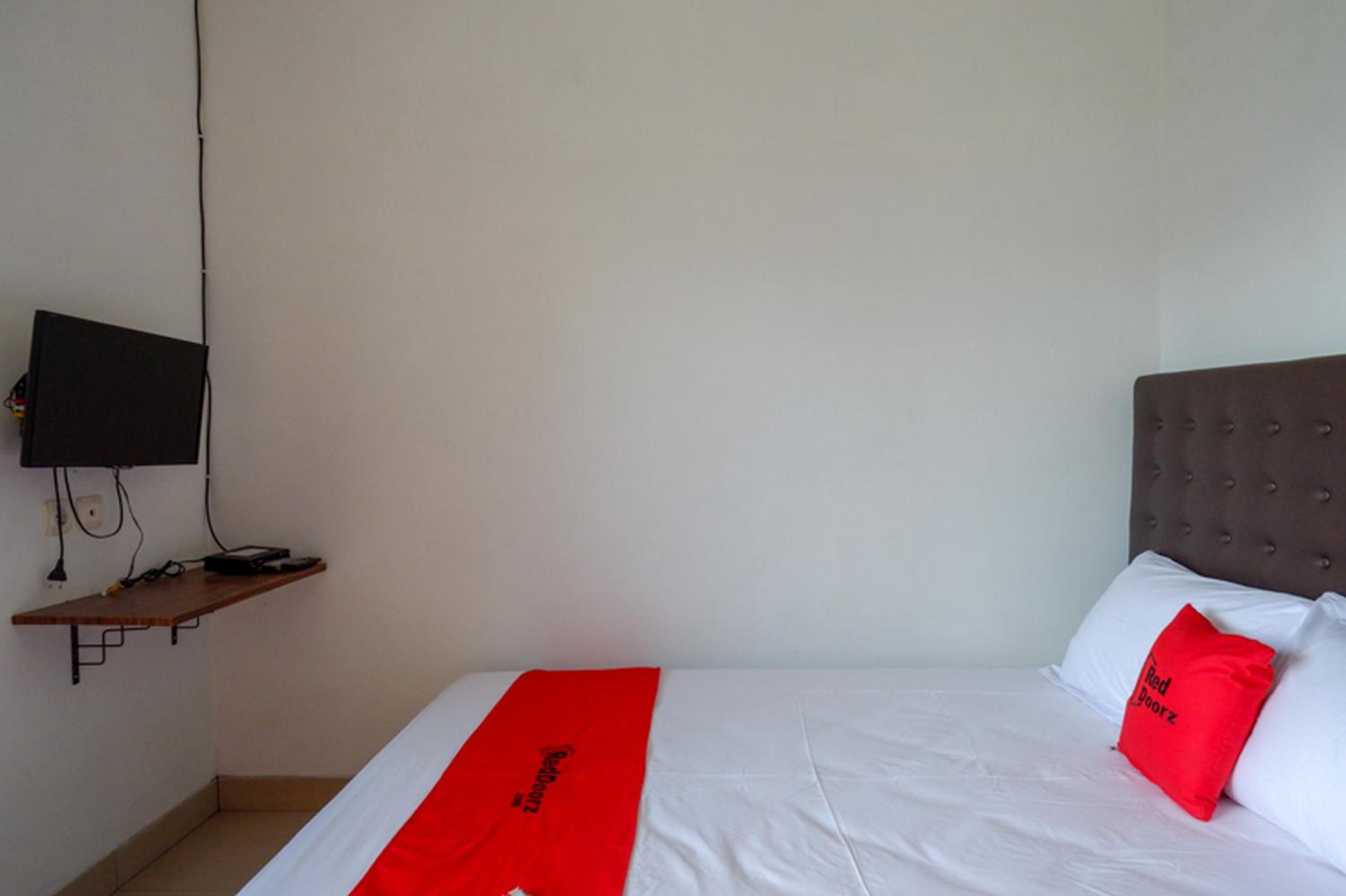 Standard Double Room - Photo 4