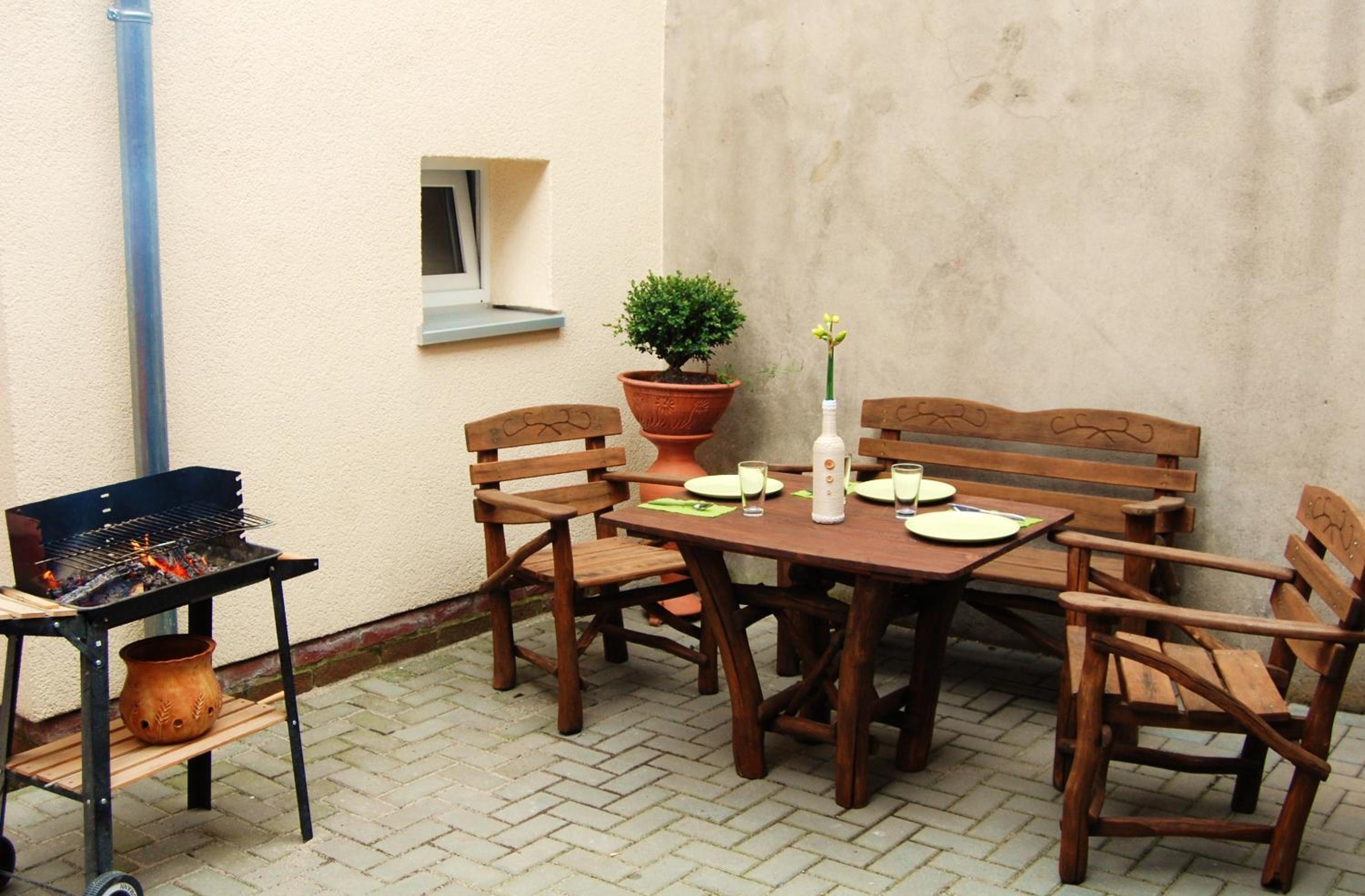 Two Bedroom Apartment with Fireplace - Photo 11