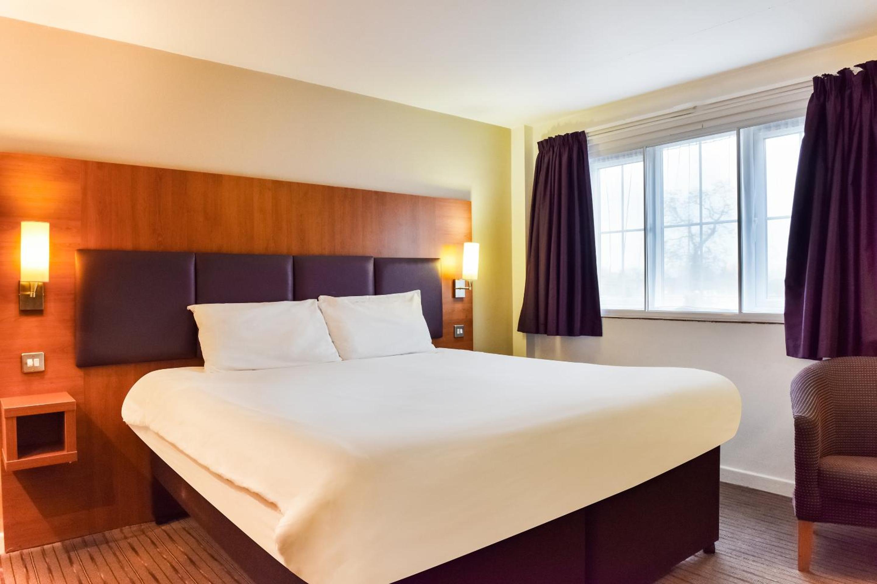 Standard Double Room - Photo 1