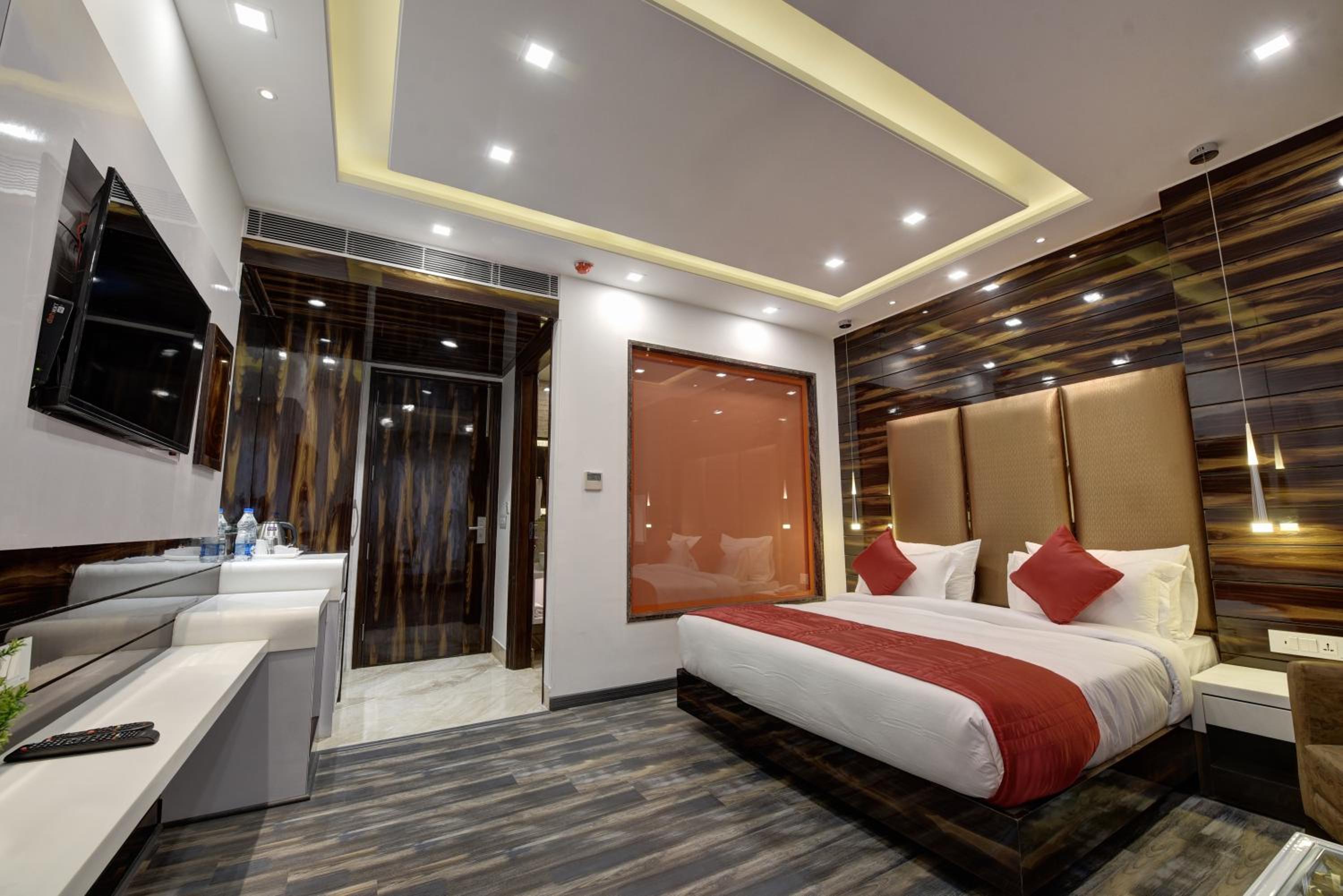 Superior Double Room - Photo 1
