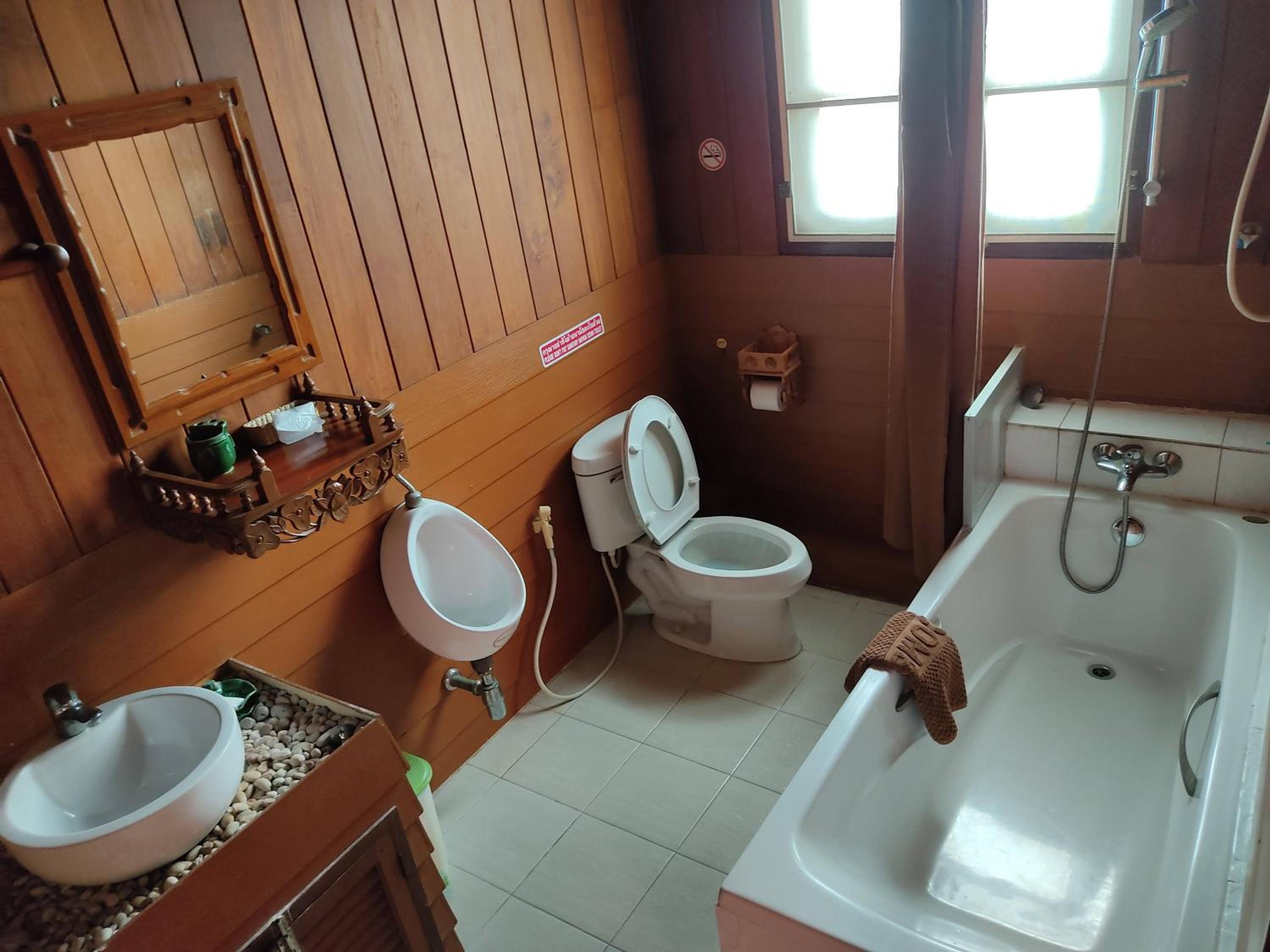 Suite with River View - Photo 5