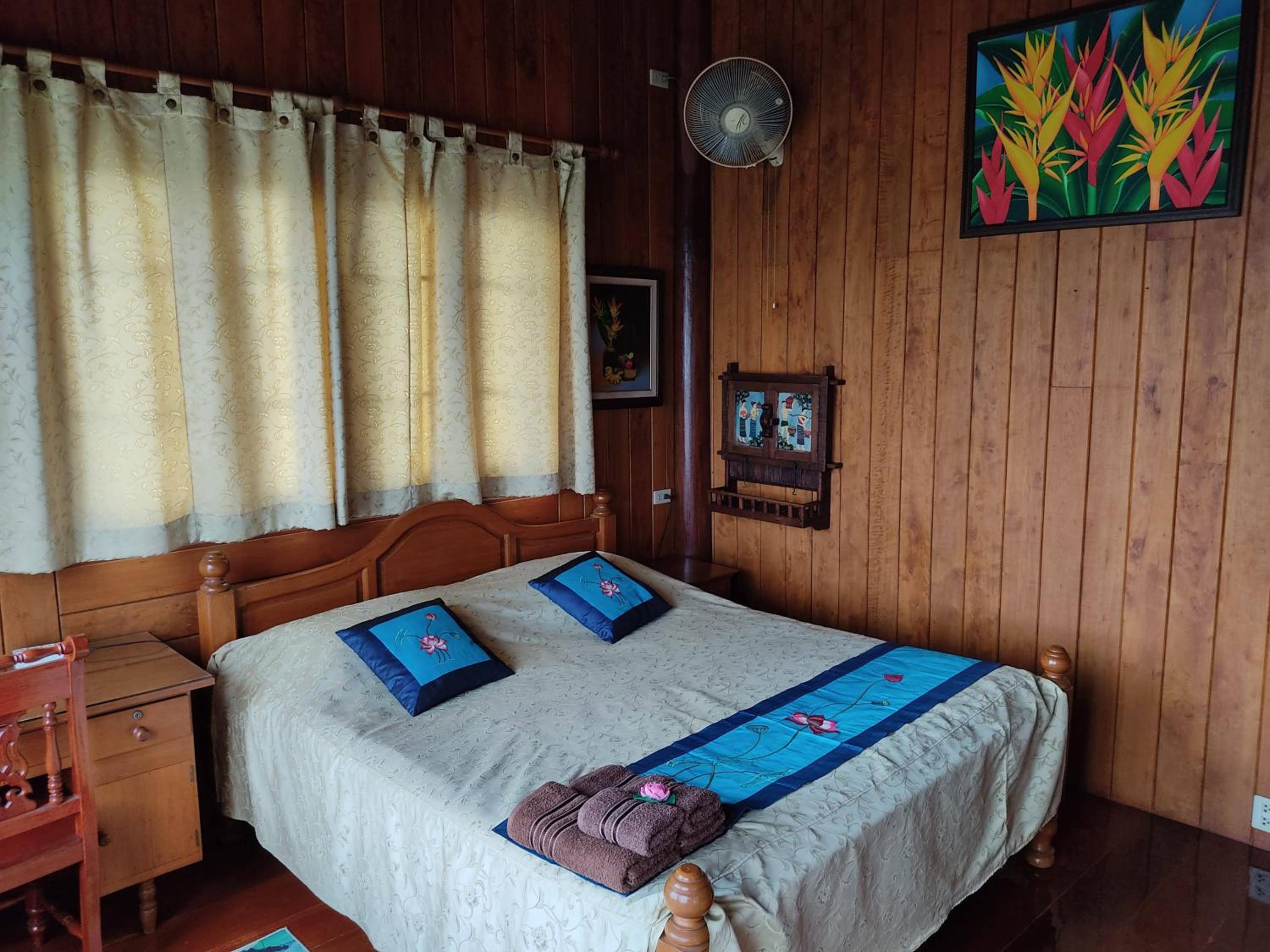 Suite with River View - Photo 4