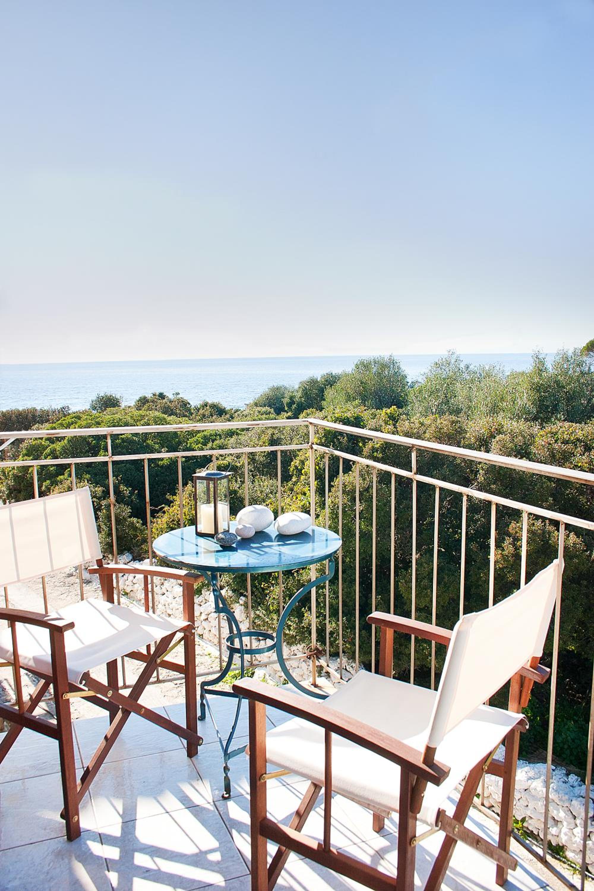 One-Bedroom Apartment with Garden View - Split Level