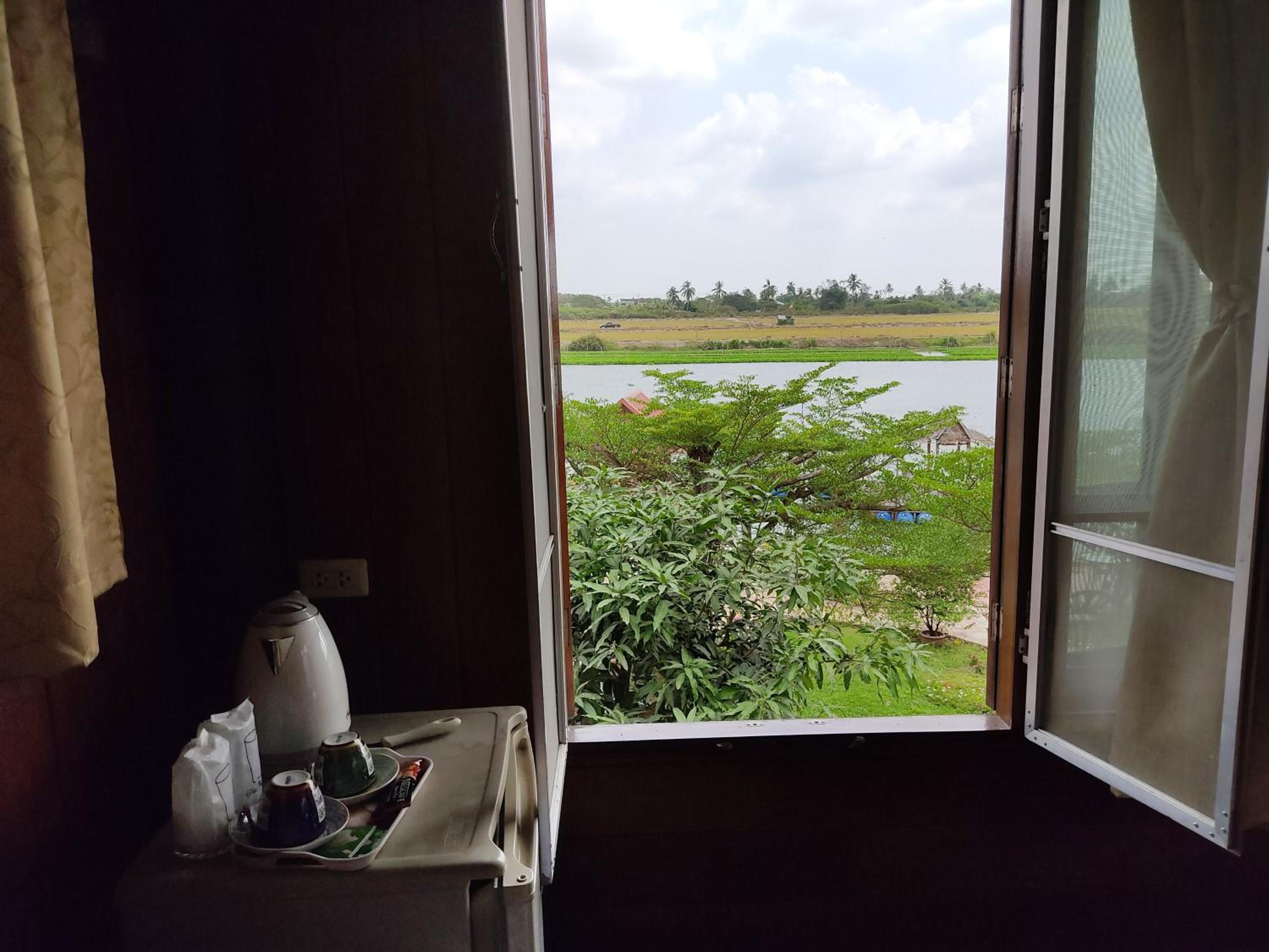 Suite with Balcony - Photo 8