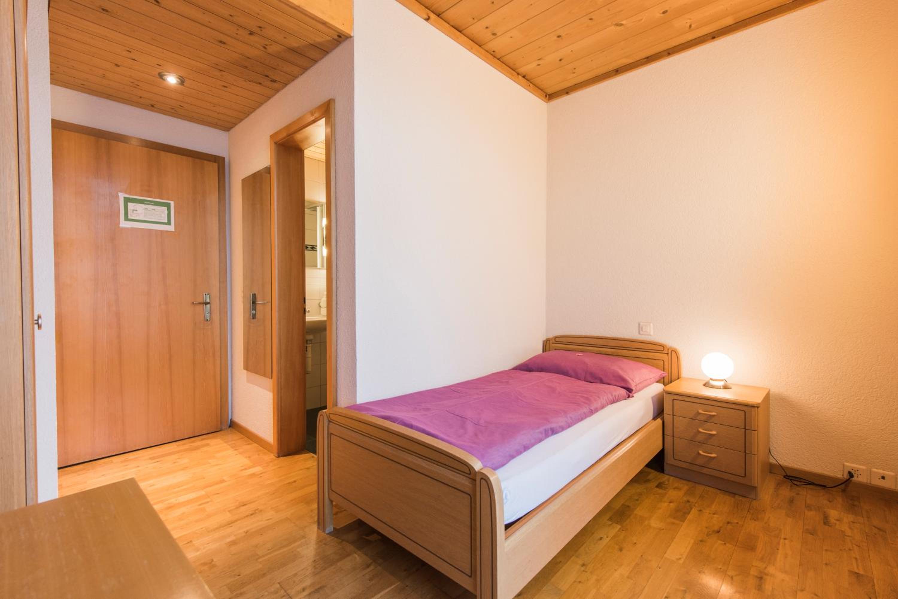 Single Room photo 2