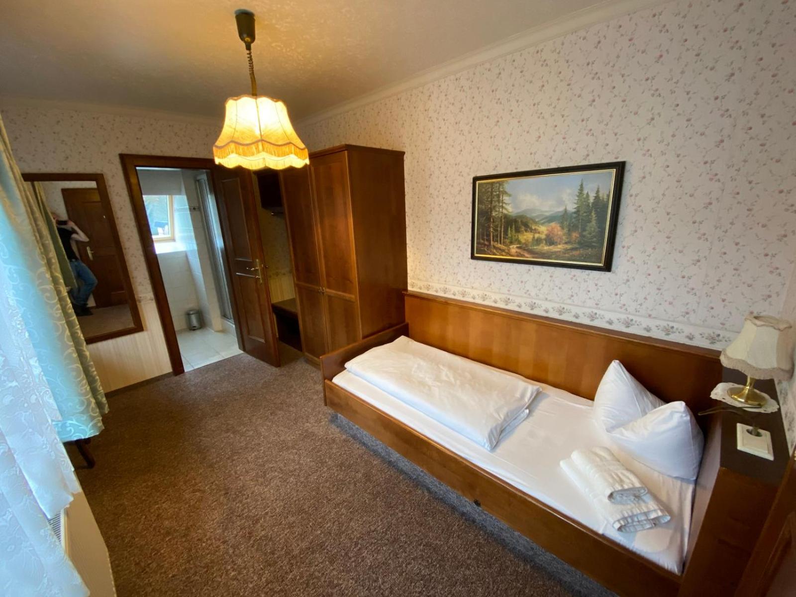 Single Room with Shower
