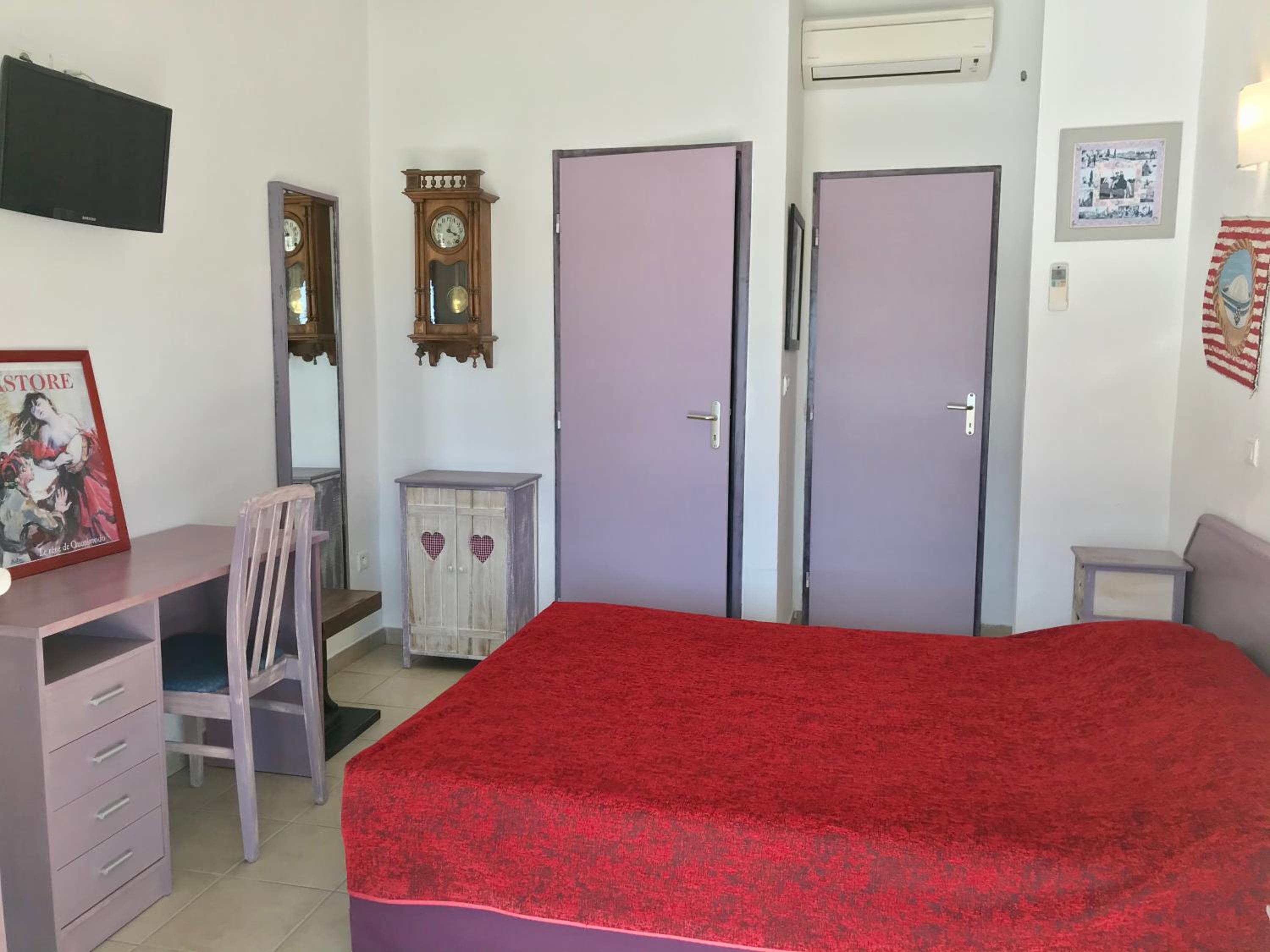 Double Room with Pool View photo 1