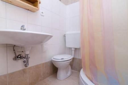 One-Bedroom Apartment with Balcony photo 3