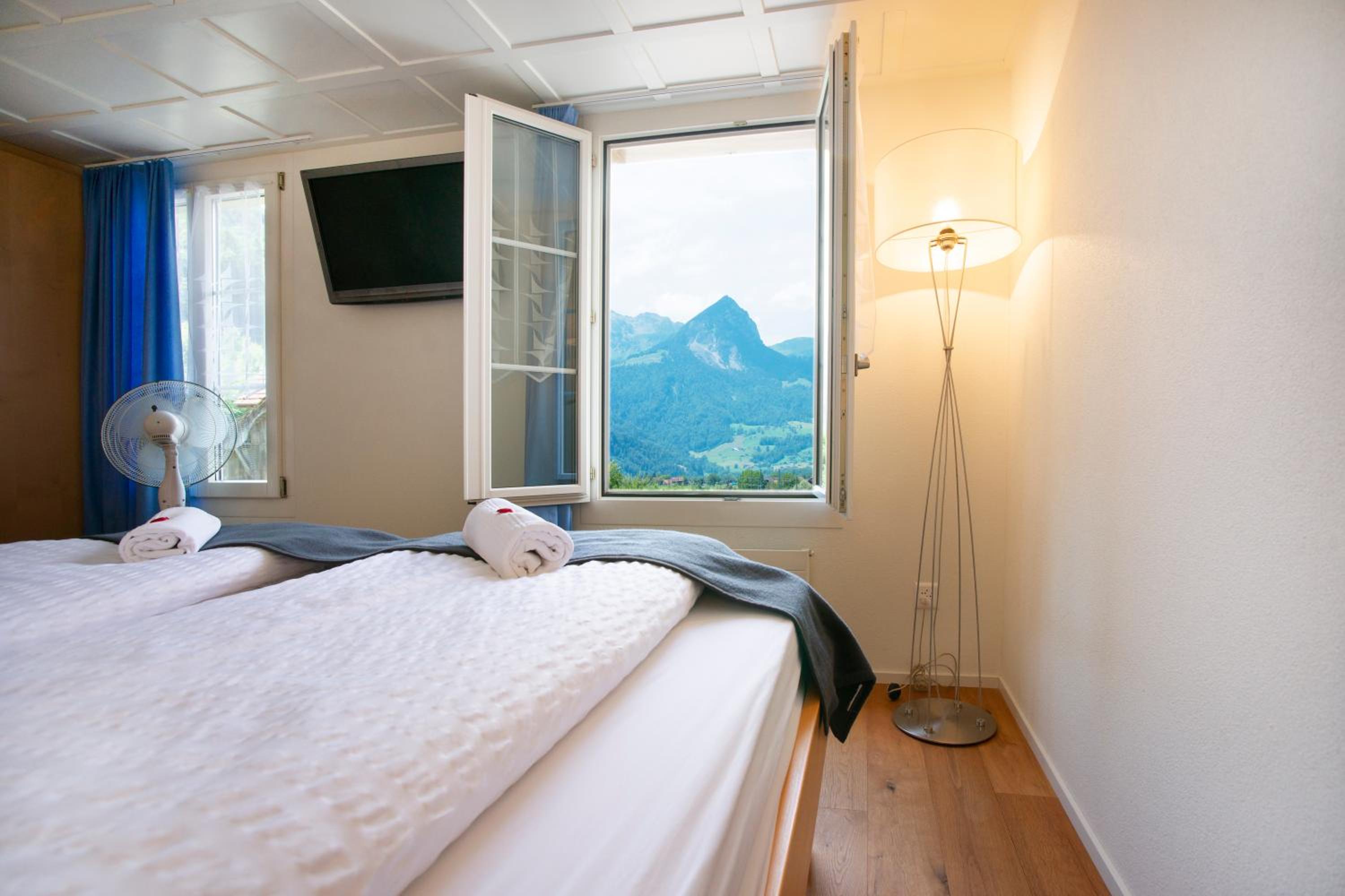 Double Room - Photo 6
