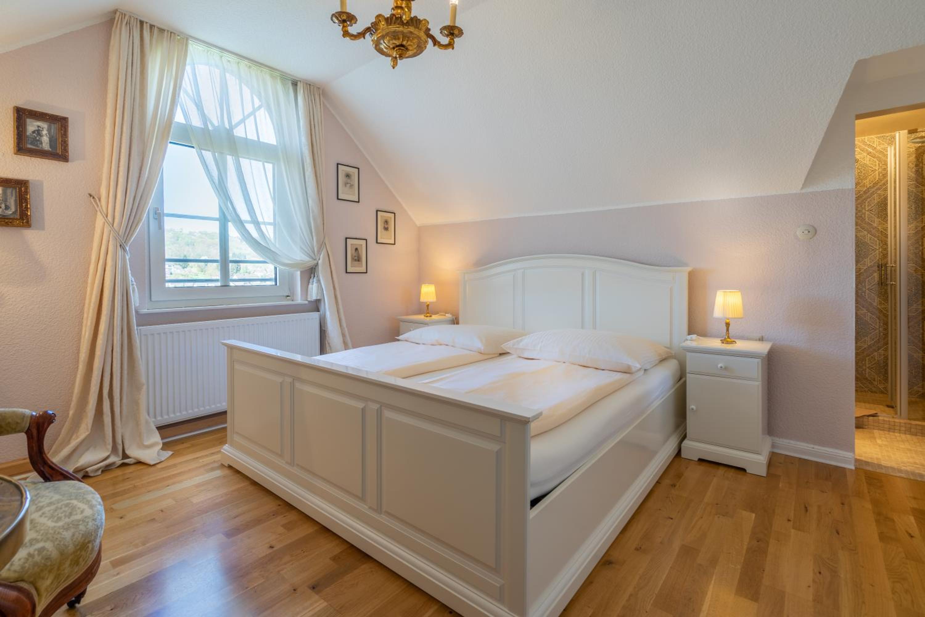Double Room - Photo 3