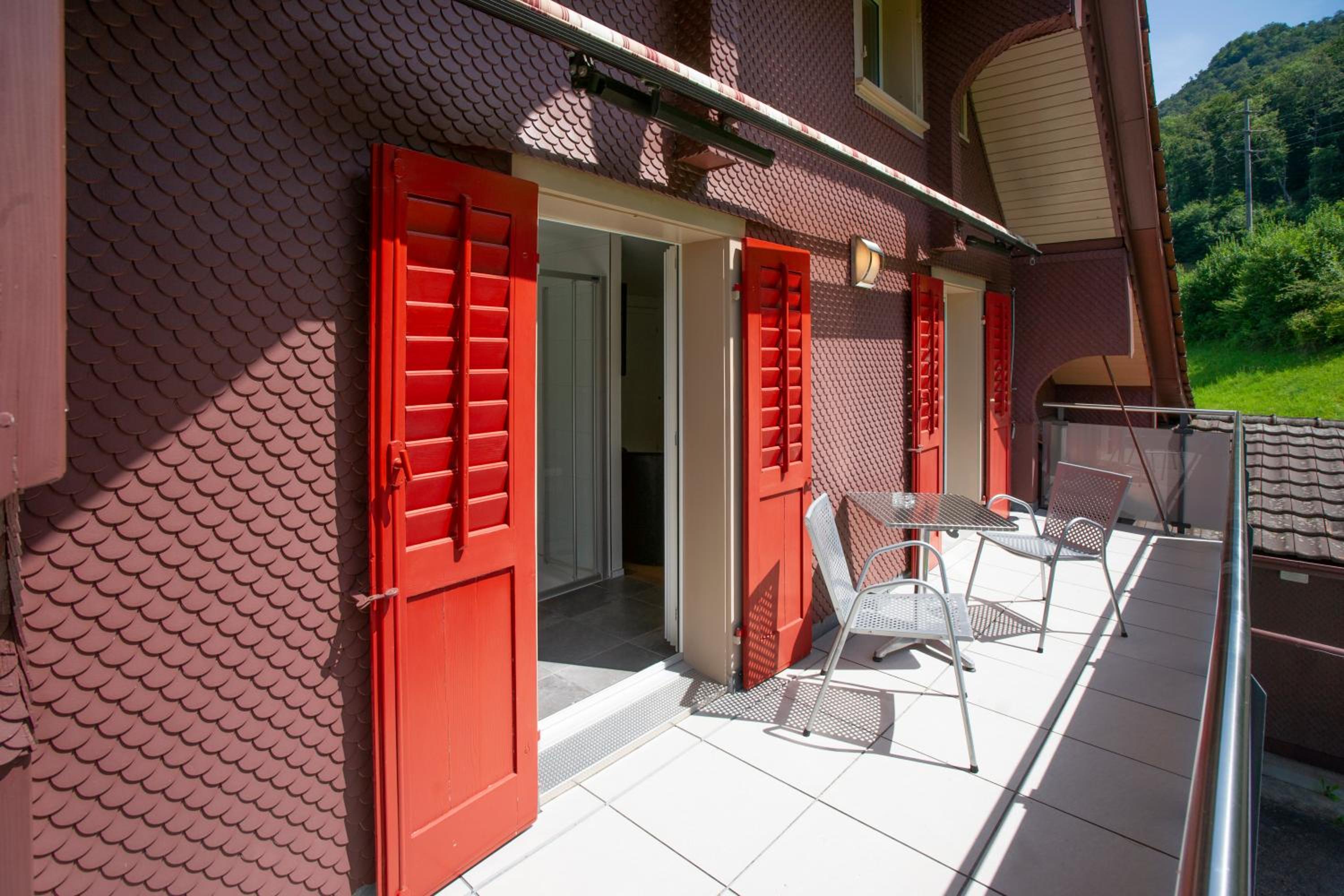 Junior Suite with Balcony and Mountain View - Photo 6