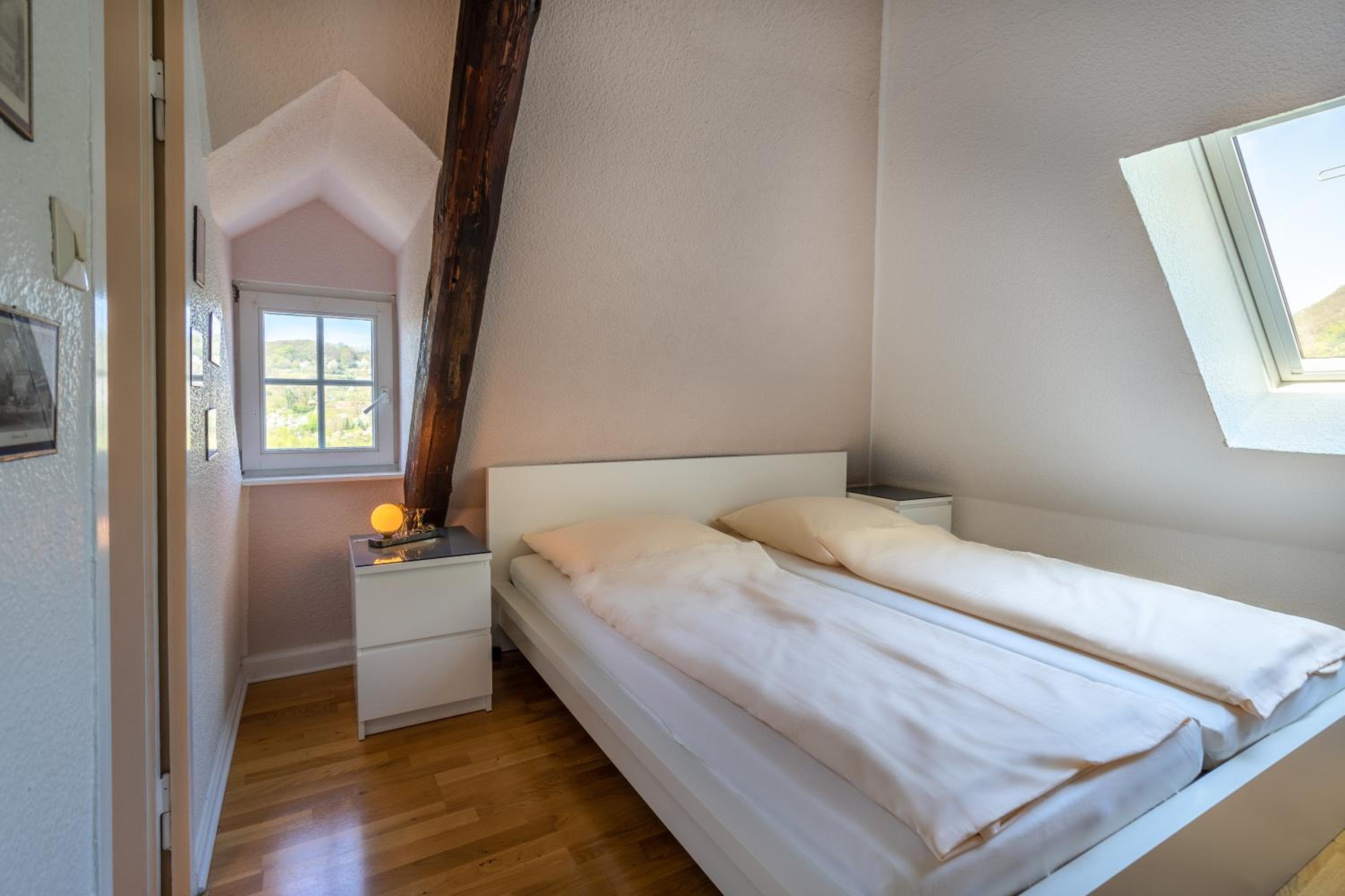 Double Room - Photo 6