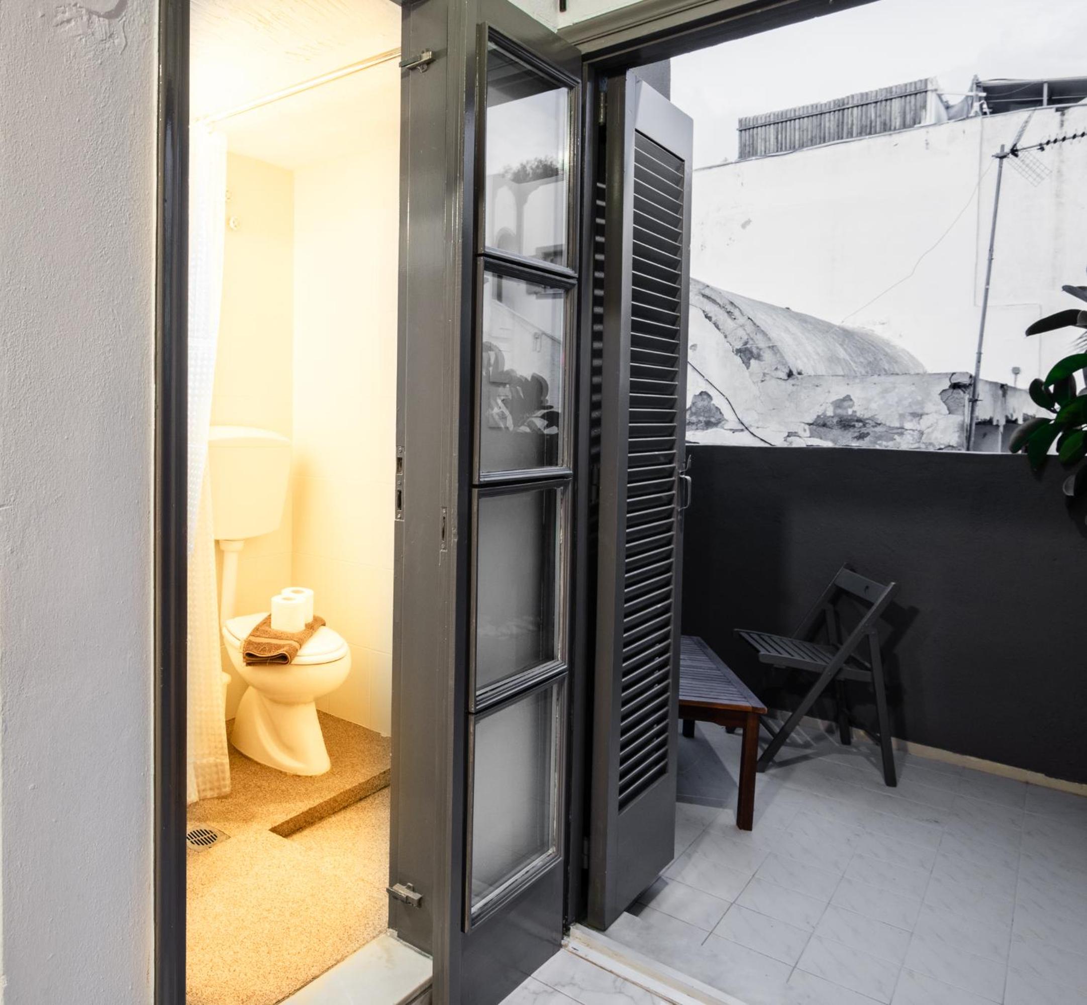 Double Room - Photo 5