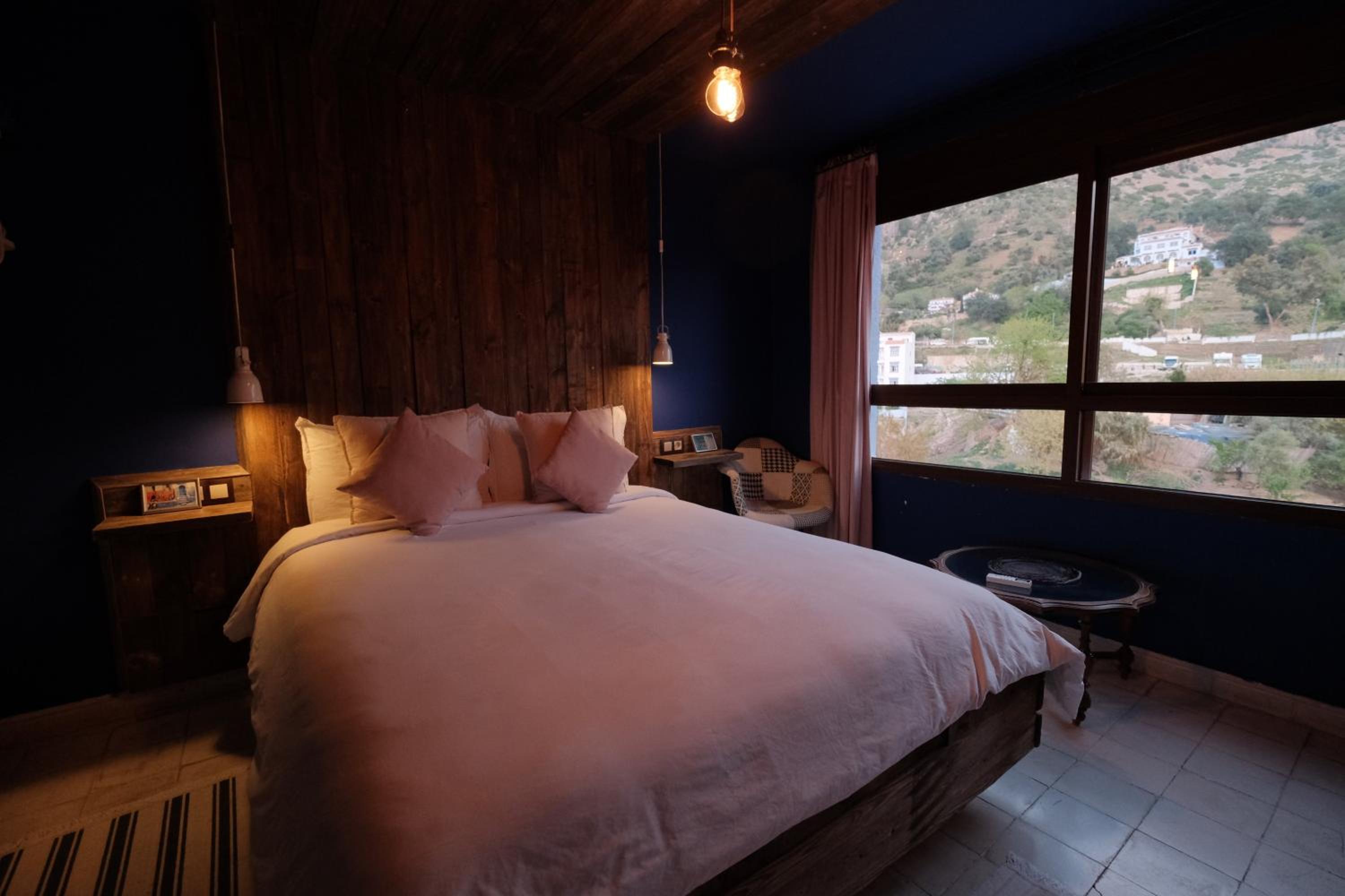 Deluxe Double Room with river and mountain view