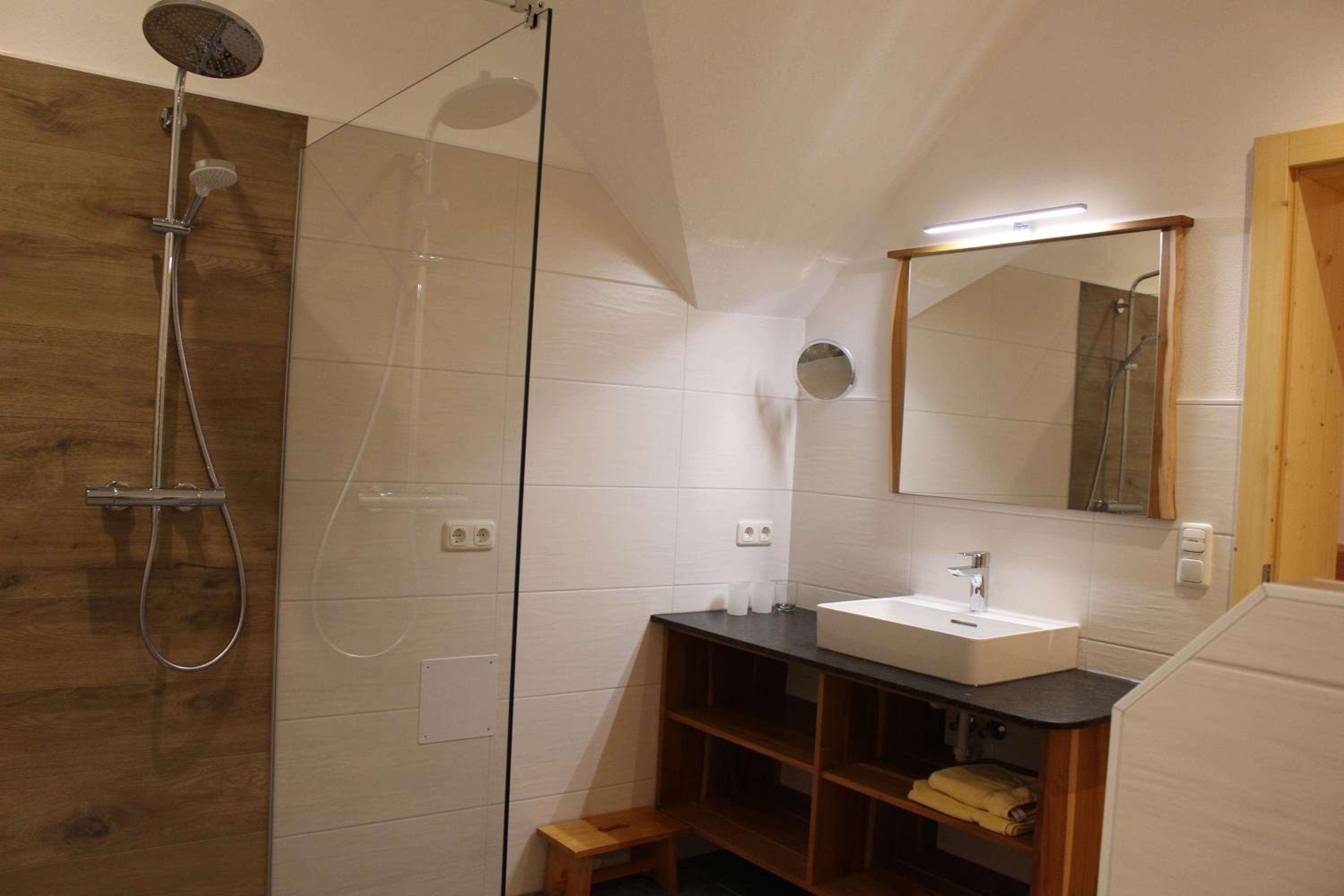 Deluxe Double Room with Balcony photo 2