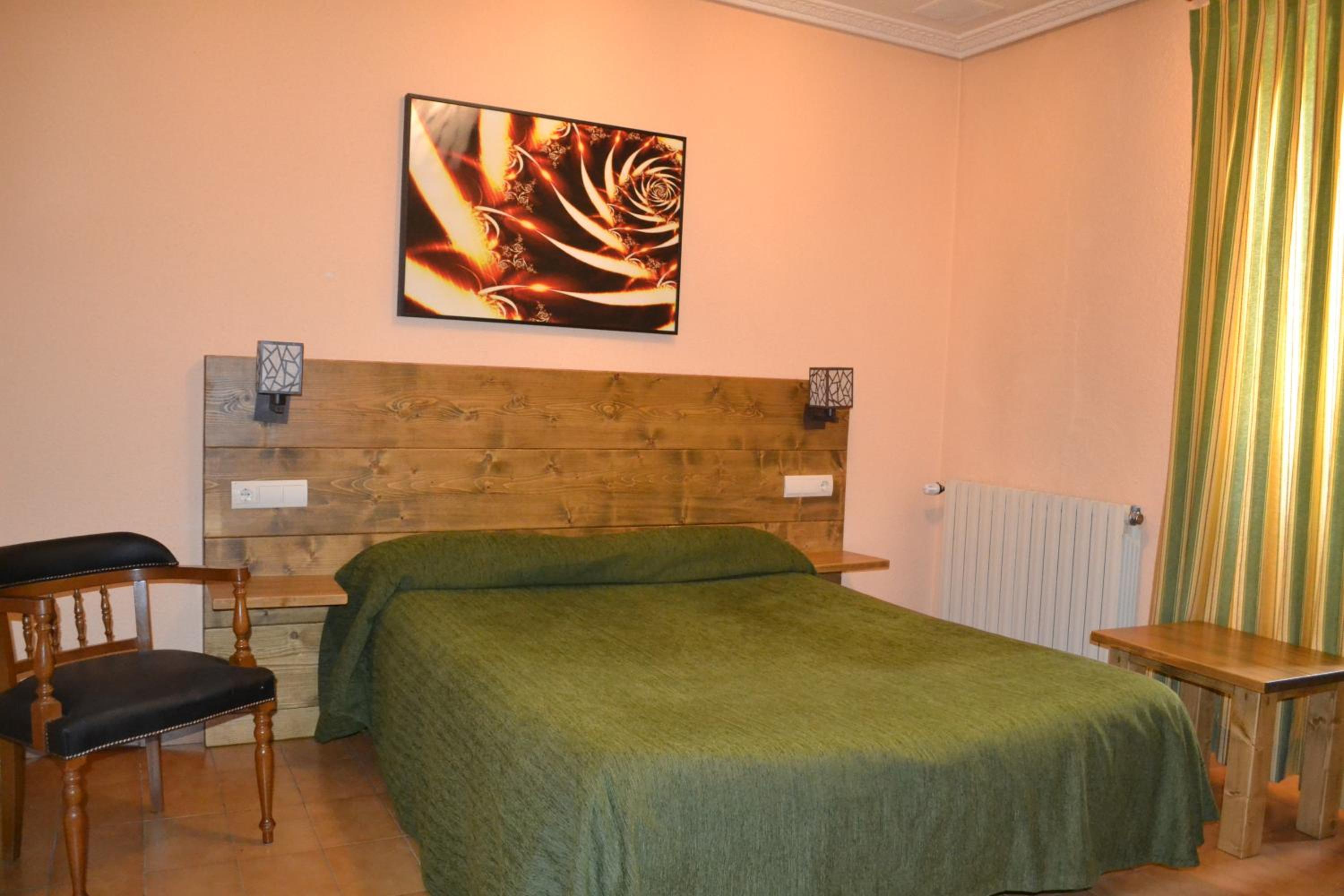 Double or Twin Room - Photo 1
