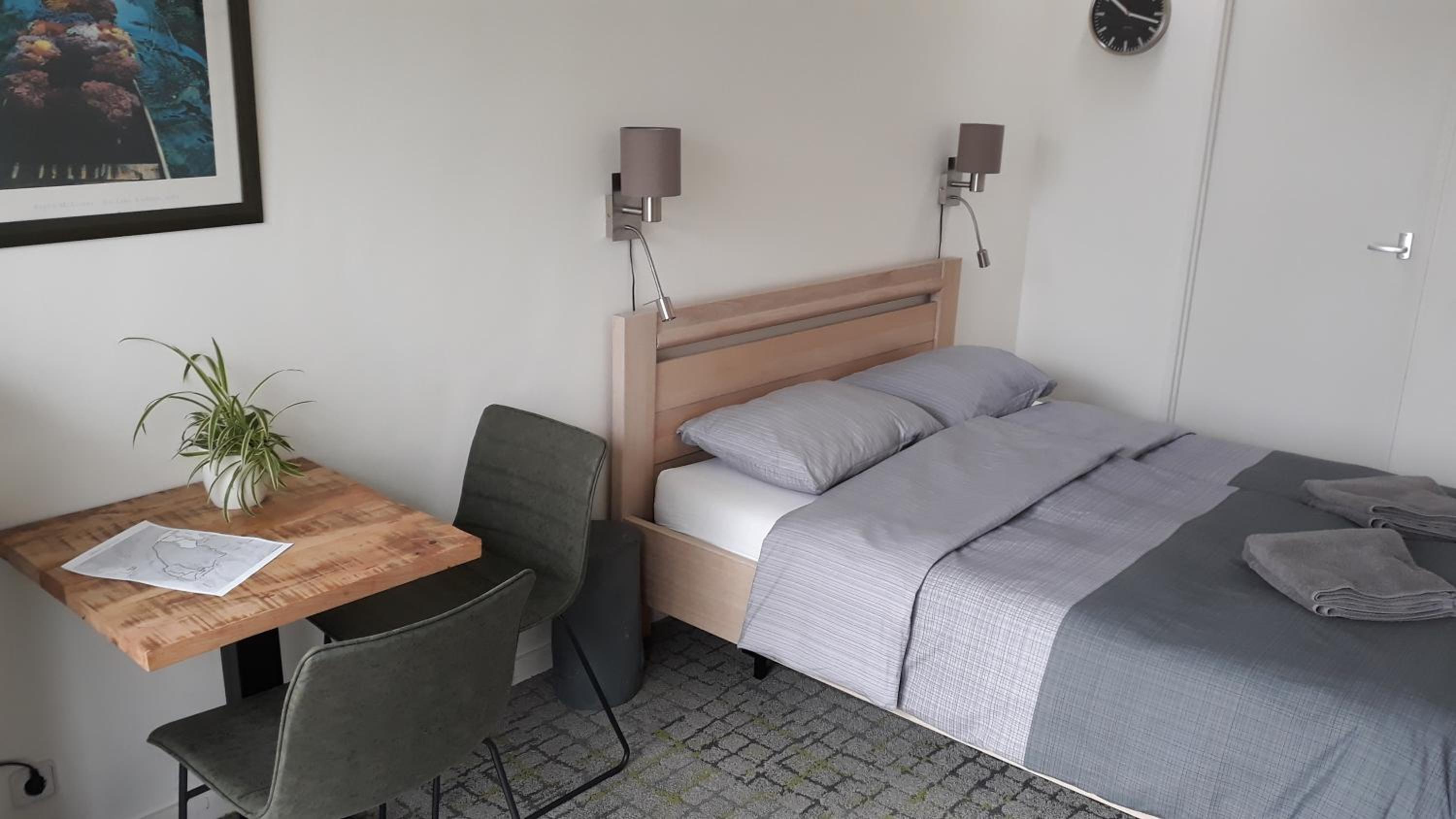 Double Room with Private Bathroom photo 1
