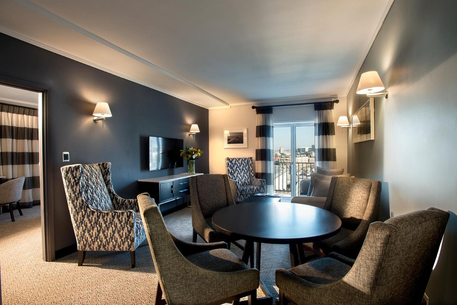 King Suite - Photo 4
