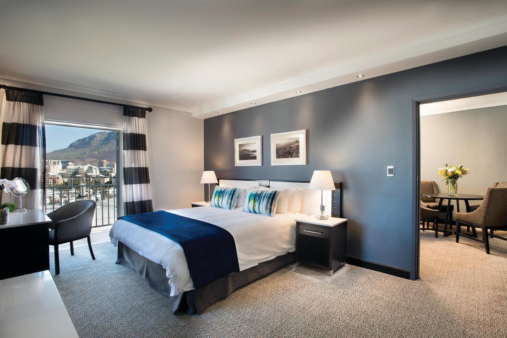 King Suite - Photo 7