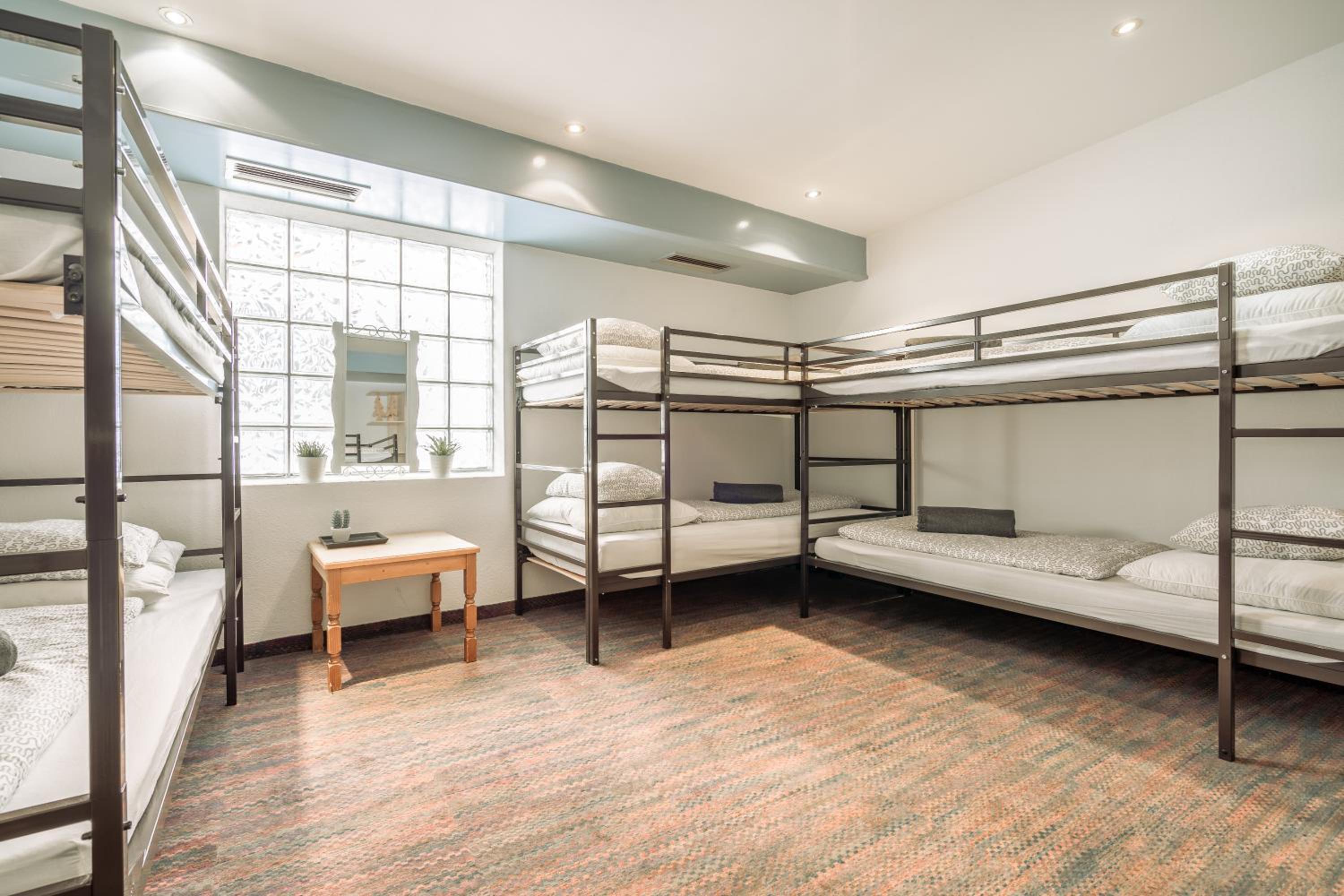 Mixed Dormitory Room photo 2