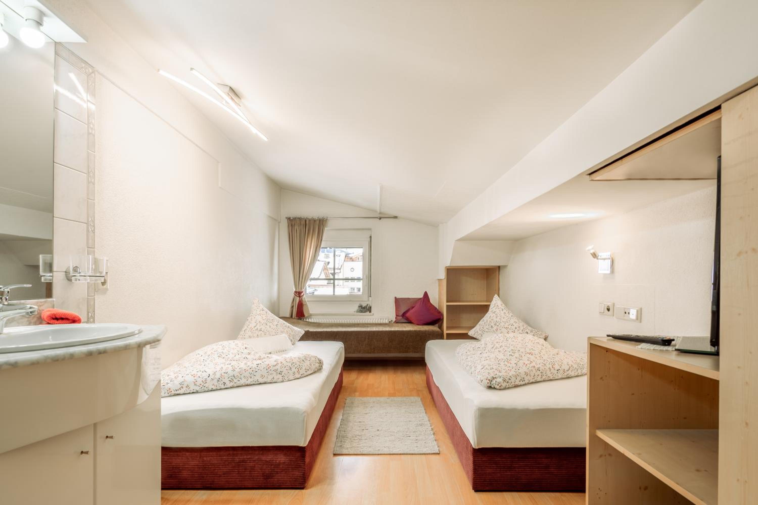 Budget Double or Twin Room photo 1