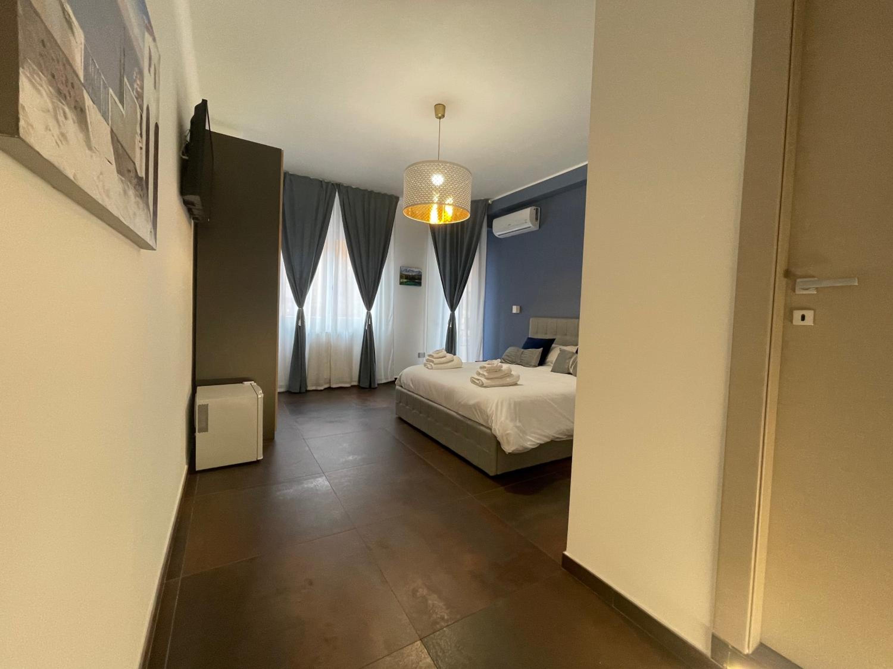 Double Room with Private Bathroom photo 2