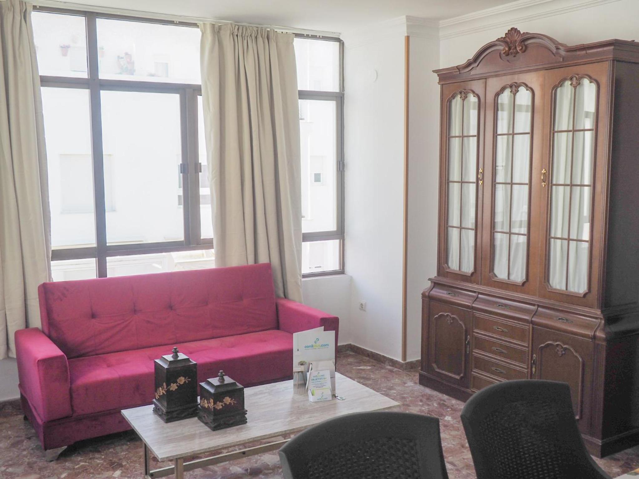 Apartamento de tres habitaciones con vista