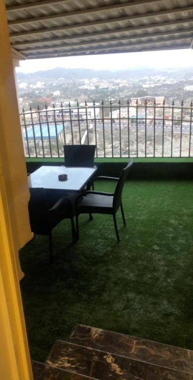 Suite with Balcony photo 3