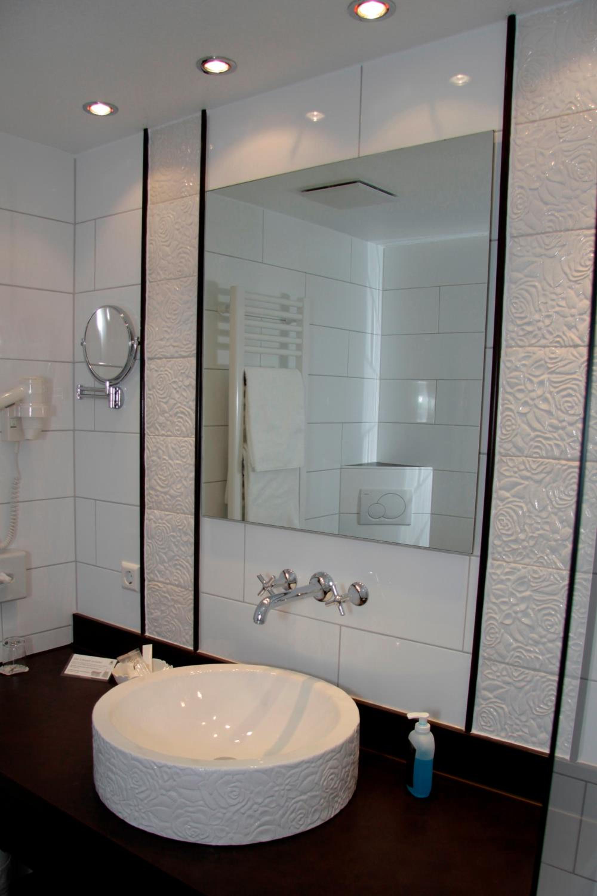 Double Room - Photo 7
