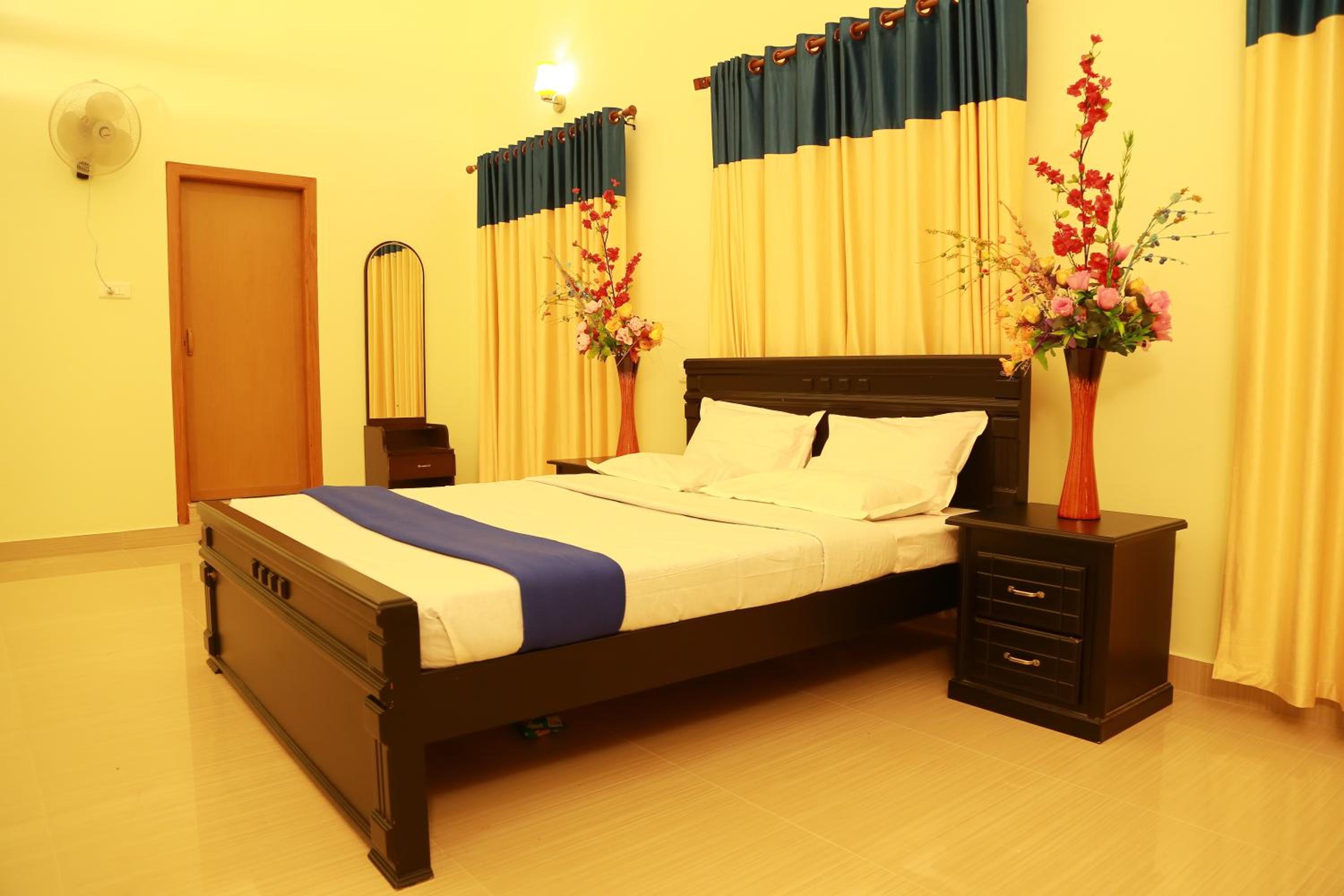 Deluxe Double Room photo 2