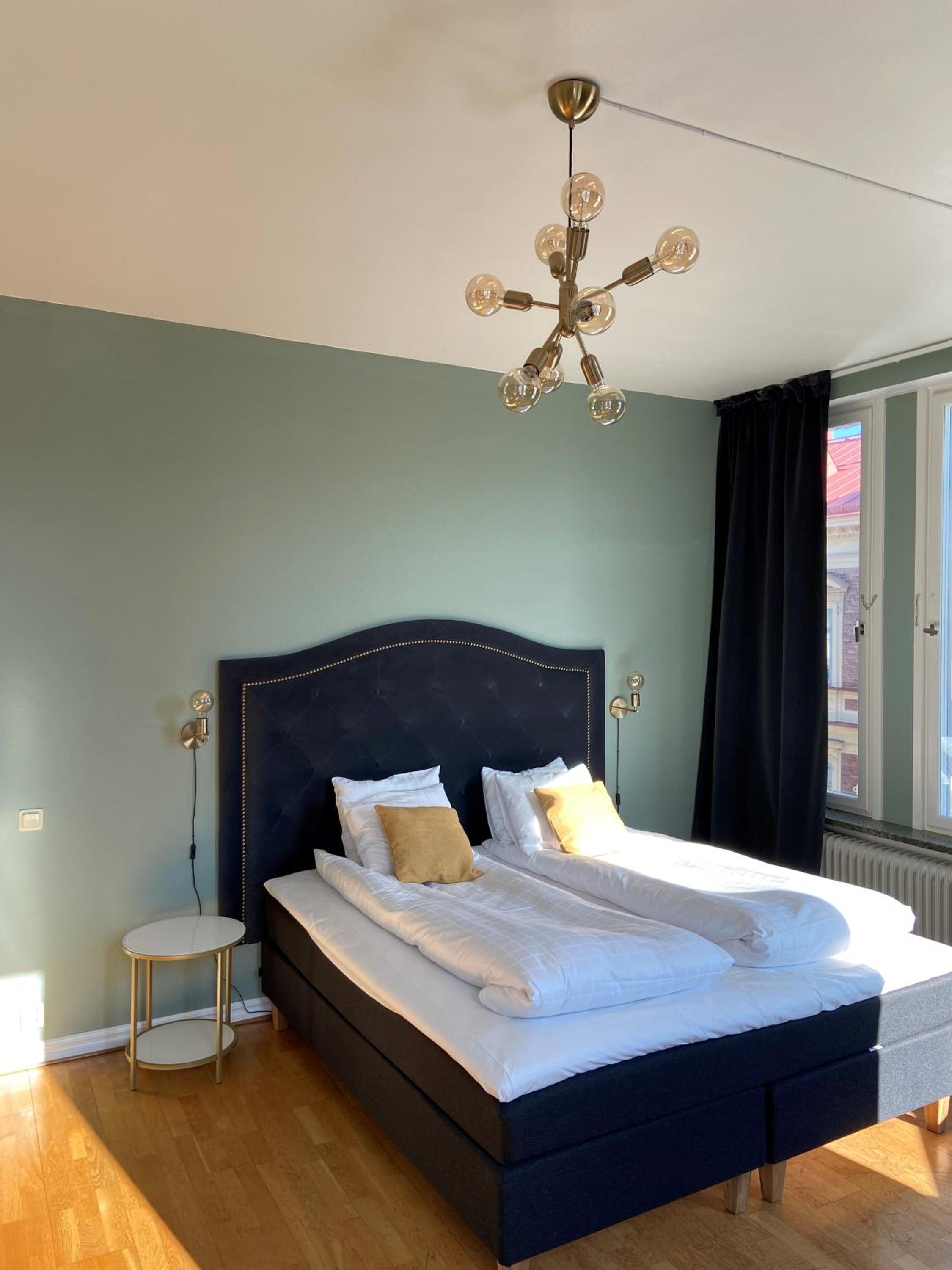 Superior Double Or Twin Room thumbnail 5