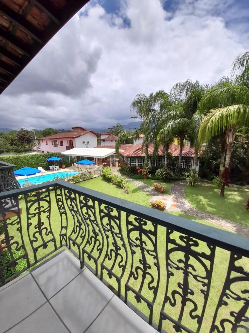 Superior Room with Garden View photo 2
