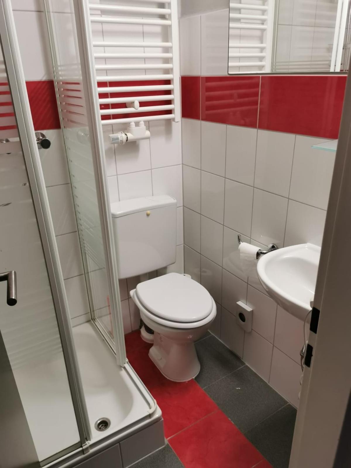 Single Room with Shower photo 2