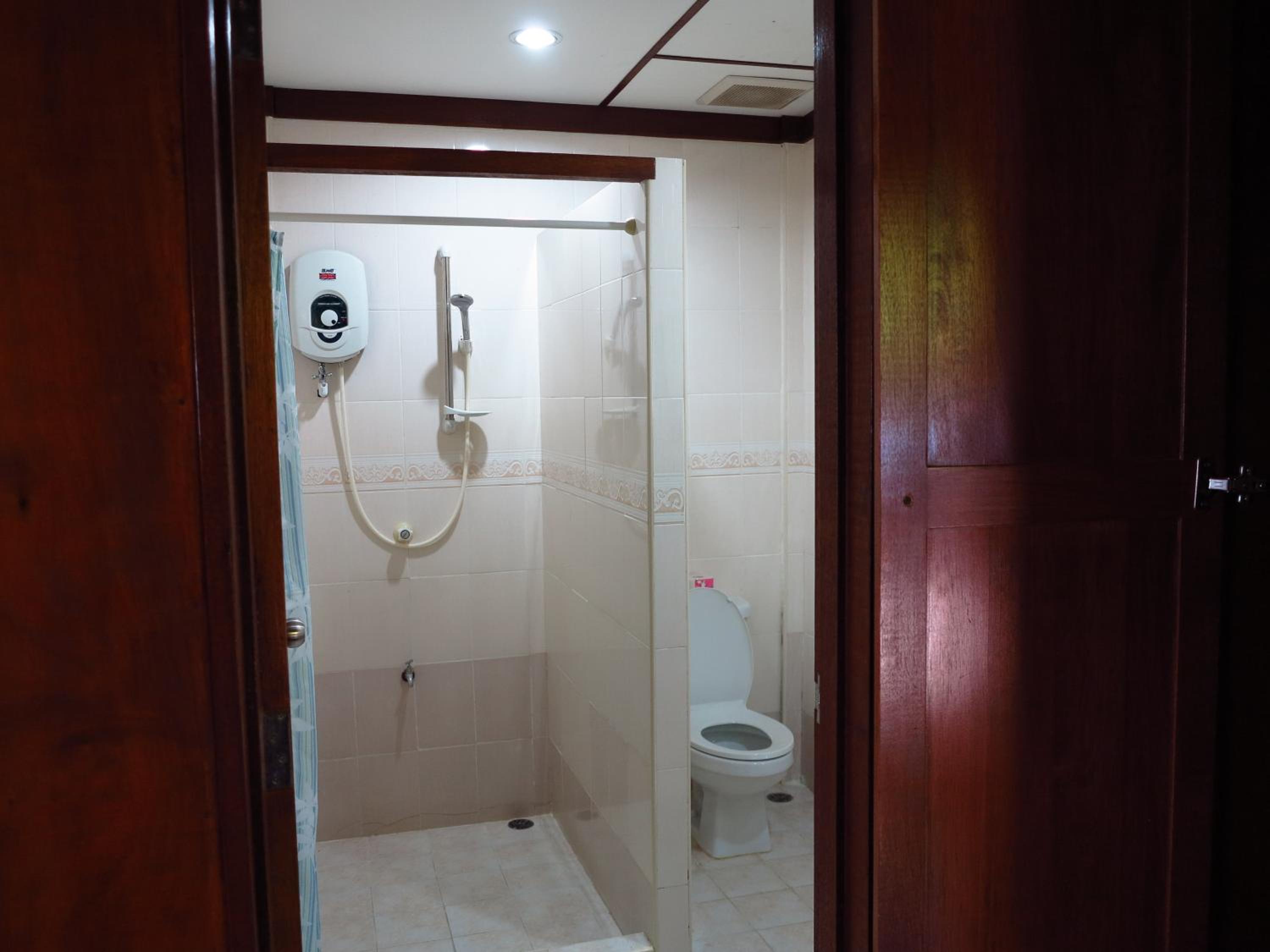 Budget Room - Photo 4