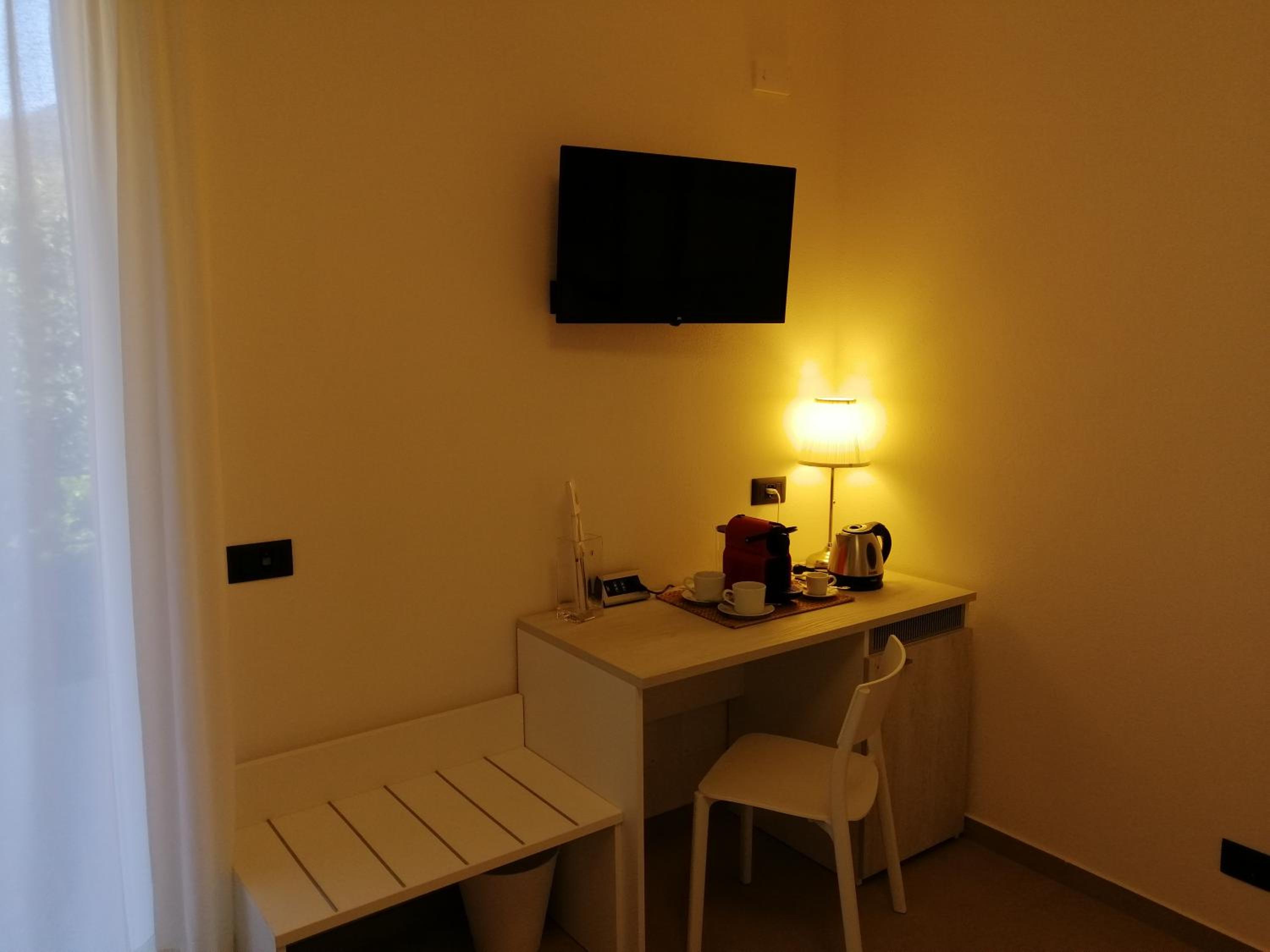 Double or Twin Room with Private Bathroom photo 1