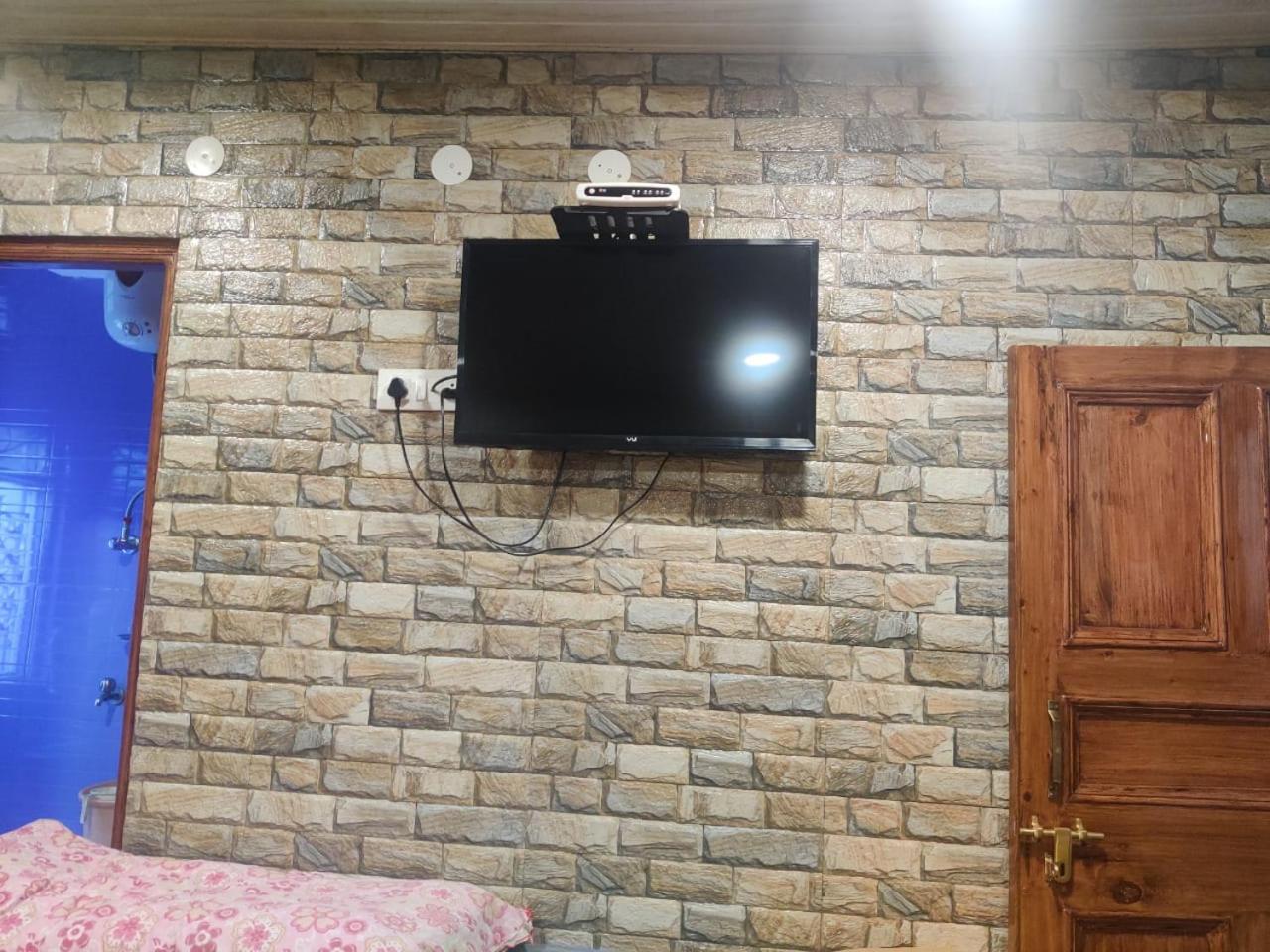 Classic Quadruple Room - Photo 7