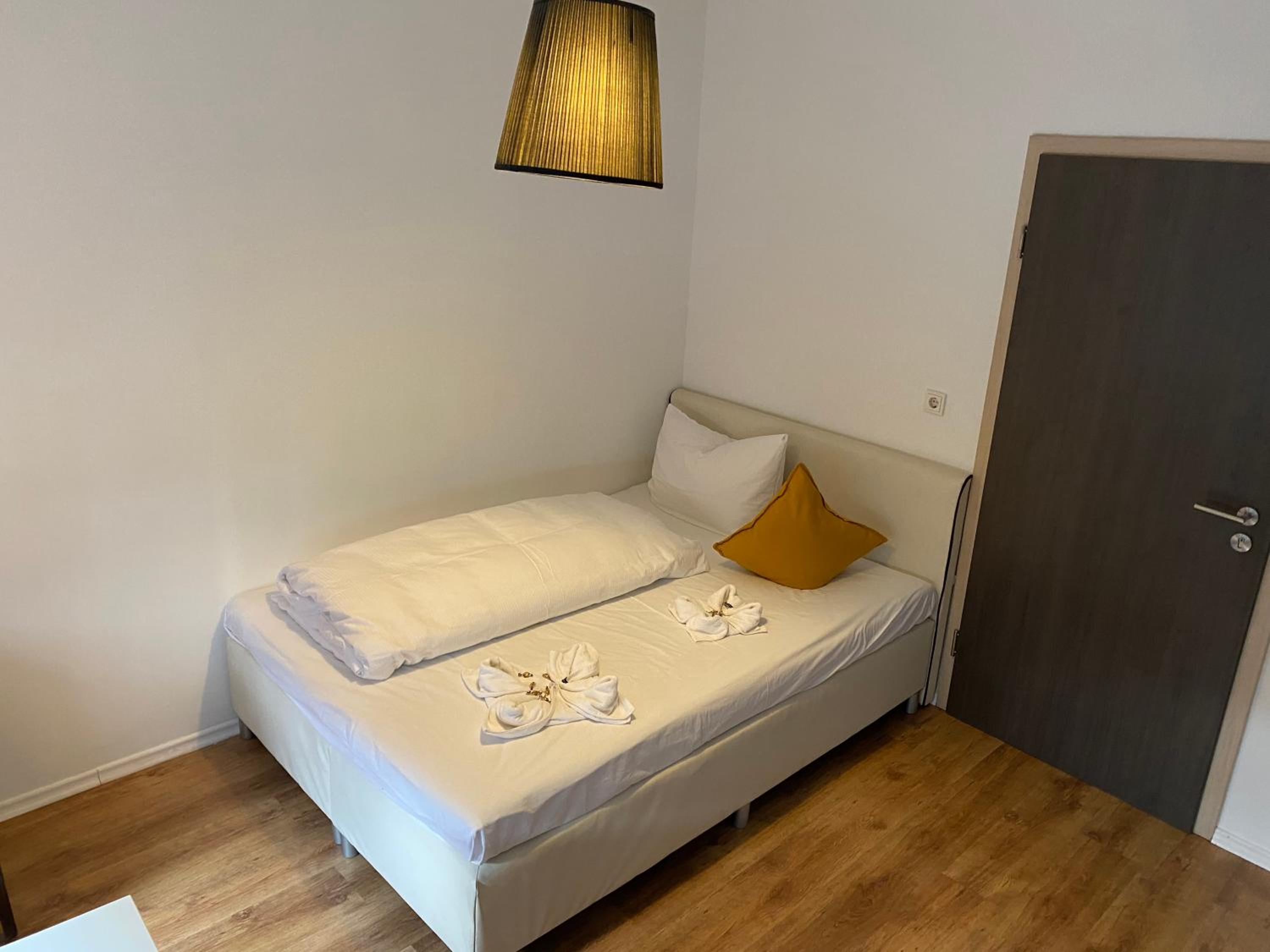 Double Room - Photo 2